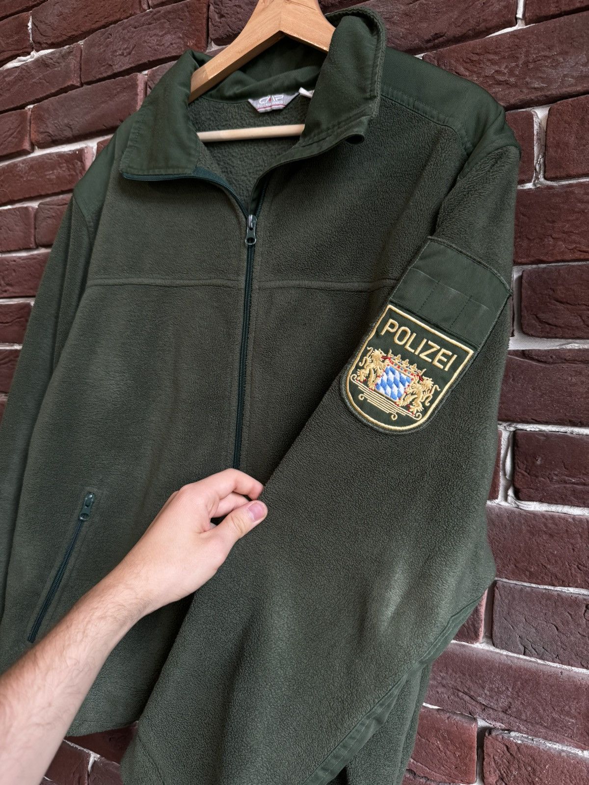 Vintage Avant Garde Polizei Knit Zip Up Sweater German Police Green Size US M / EU 48-50 / 2 - 3 Thumbnail