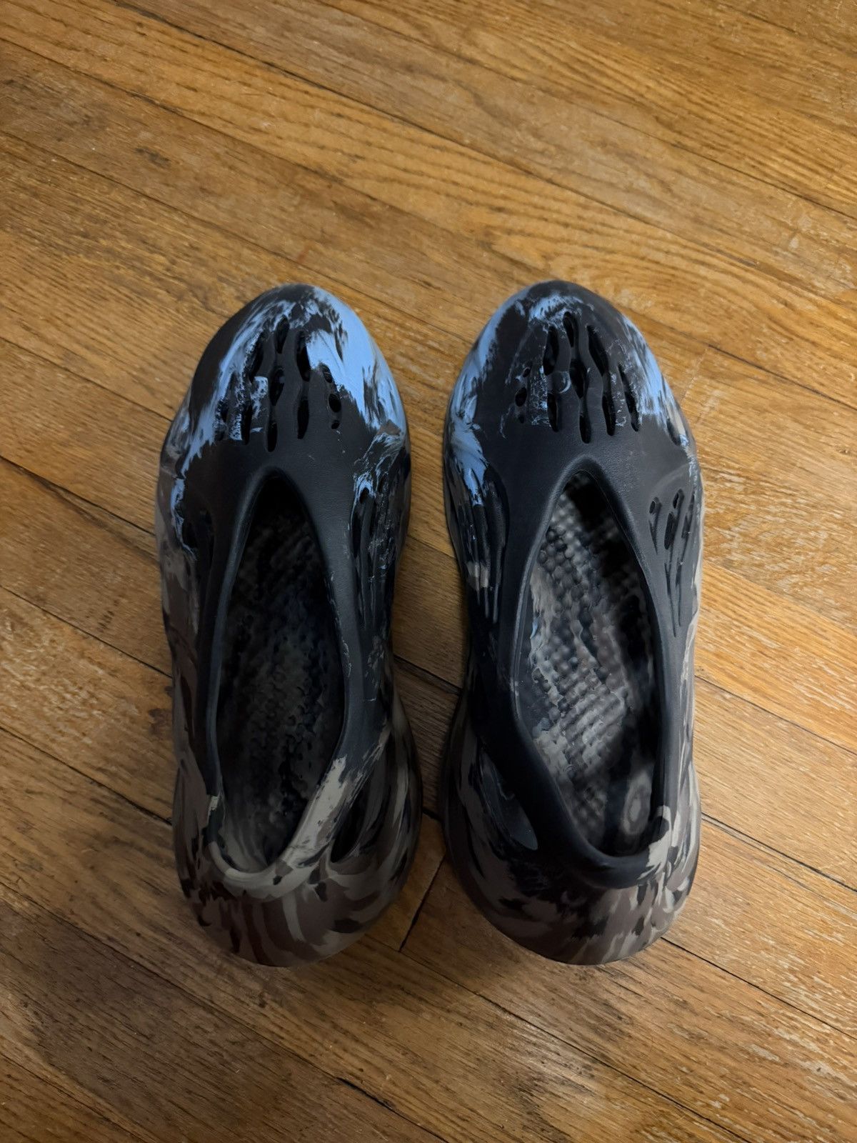 Yeezy foam runner blue