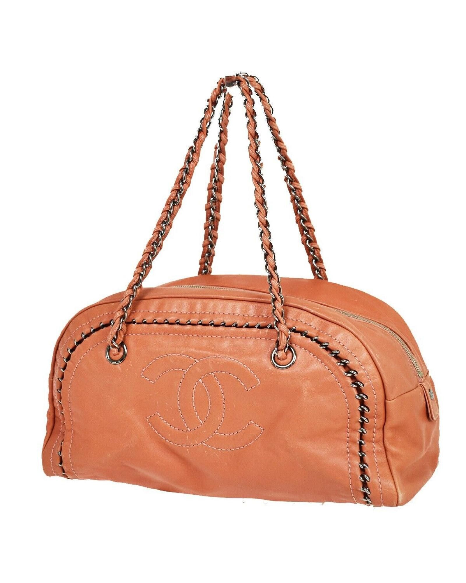 image of Chanel Exquisite Scarlet Leather Luxury Line Shoulder Hand Bag in Pink, Women's