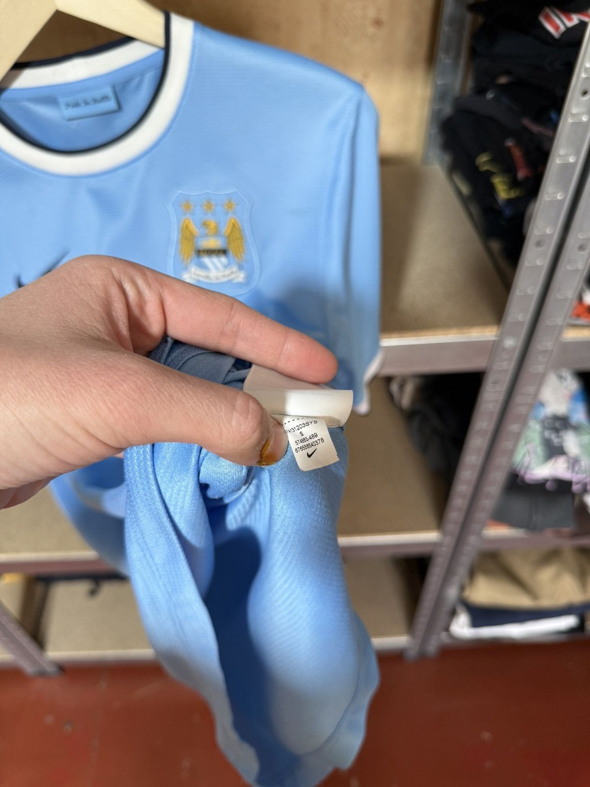 Nike × Vintage Nike Manchester City 2013 2014 Home Football Soccer Jersey Size US S / EU 44-46 / 1 - 7 Thumbnail