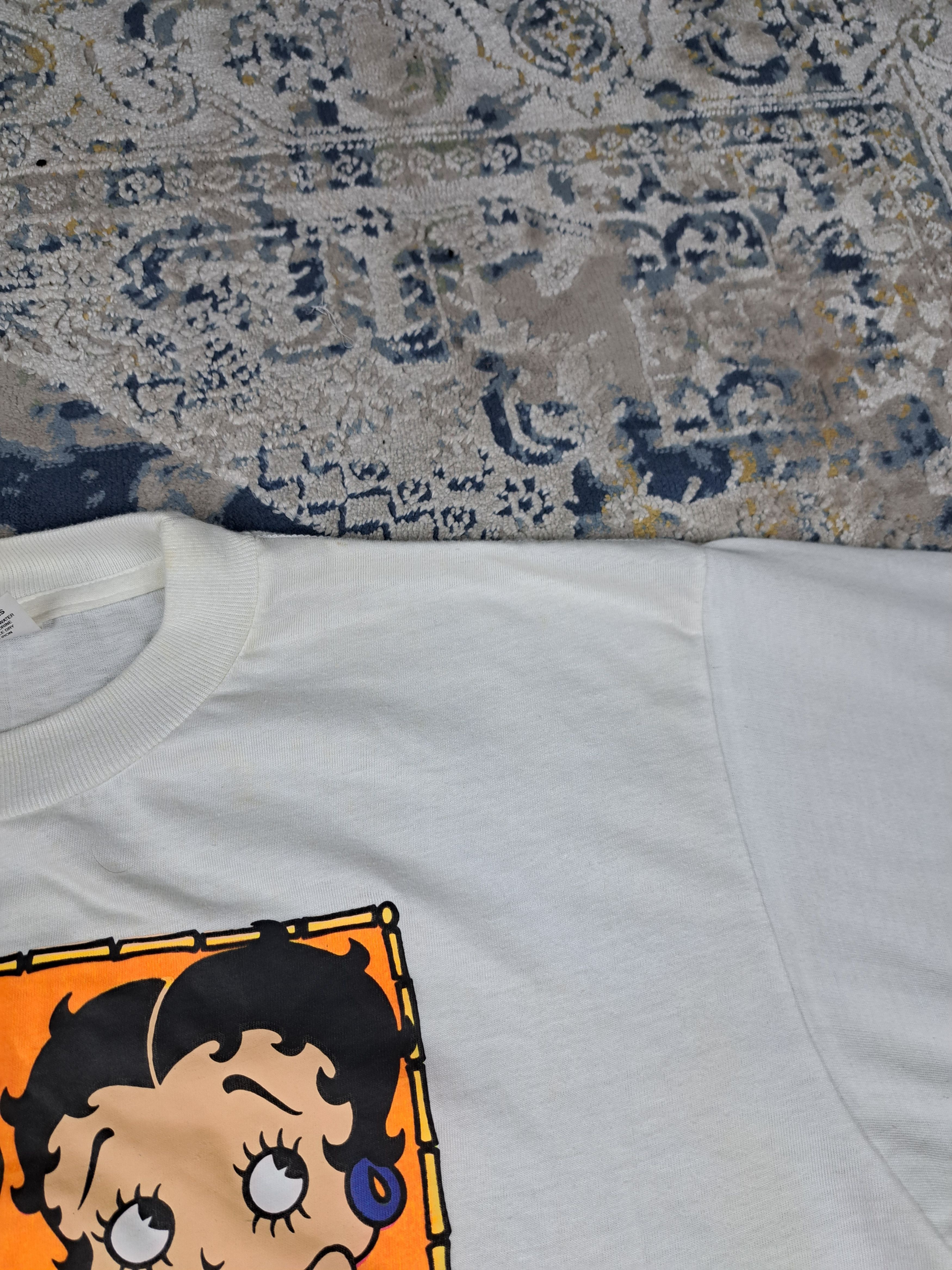 Vintage Vintage 90s Betty Boop Souvenir Tee Pin Up Girl Holiday Size US L / EU 52-54 / 3 - 6 Thumbnail