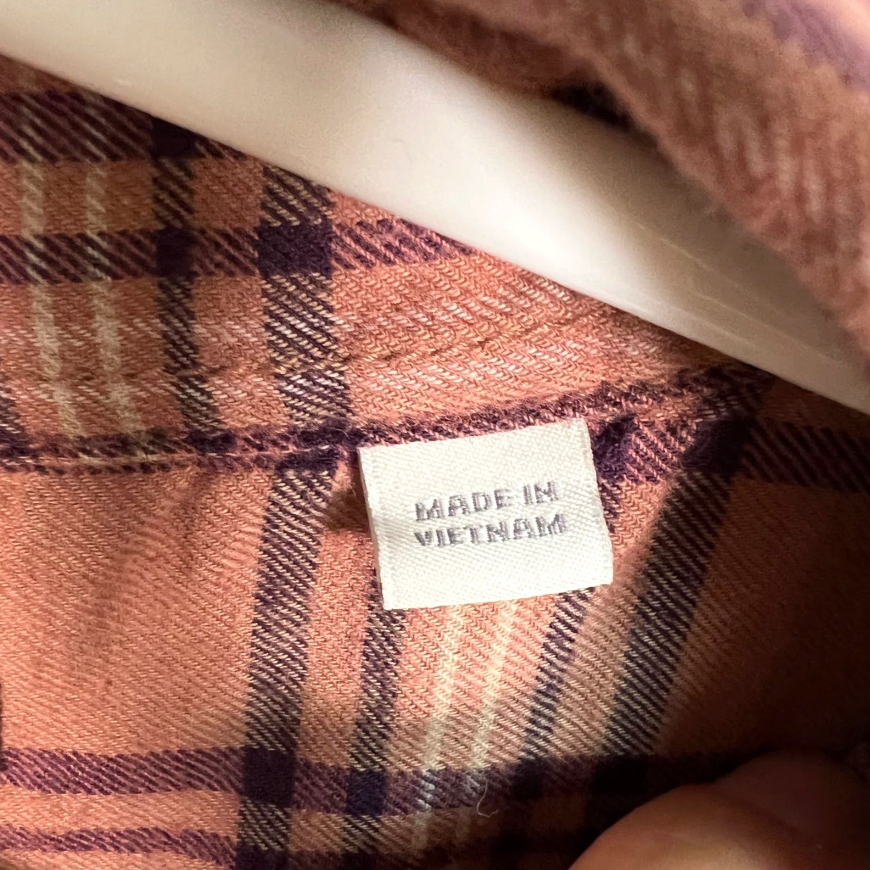 Uniqlo Uniqlo Womens XS Button-Up Shirt Flannel Plaid Brown & Purple 100% Cotton Size XS / US 0-2 / IT 36-38 - 7 Thumbnail