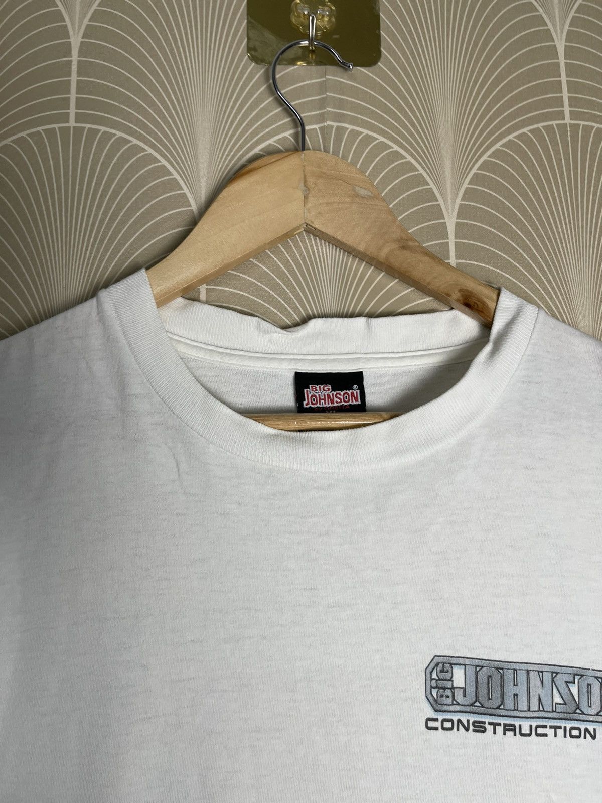 Vintage VINTAGE 1998 BIG JOHNSON CONSTRUCTION CO. GRAPHIC TSHIRT Size US XL / EU 56 / 4 - 15 Thumbnail