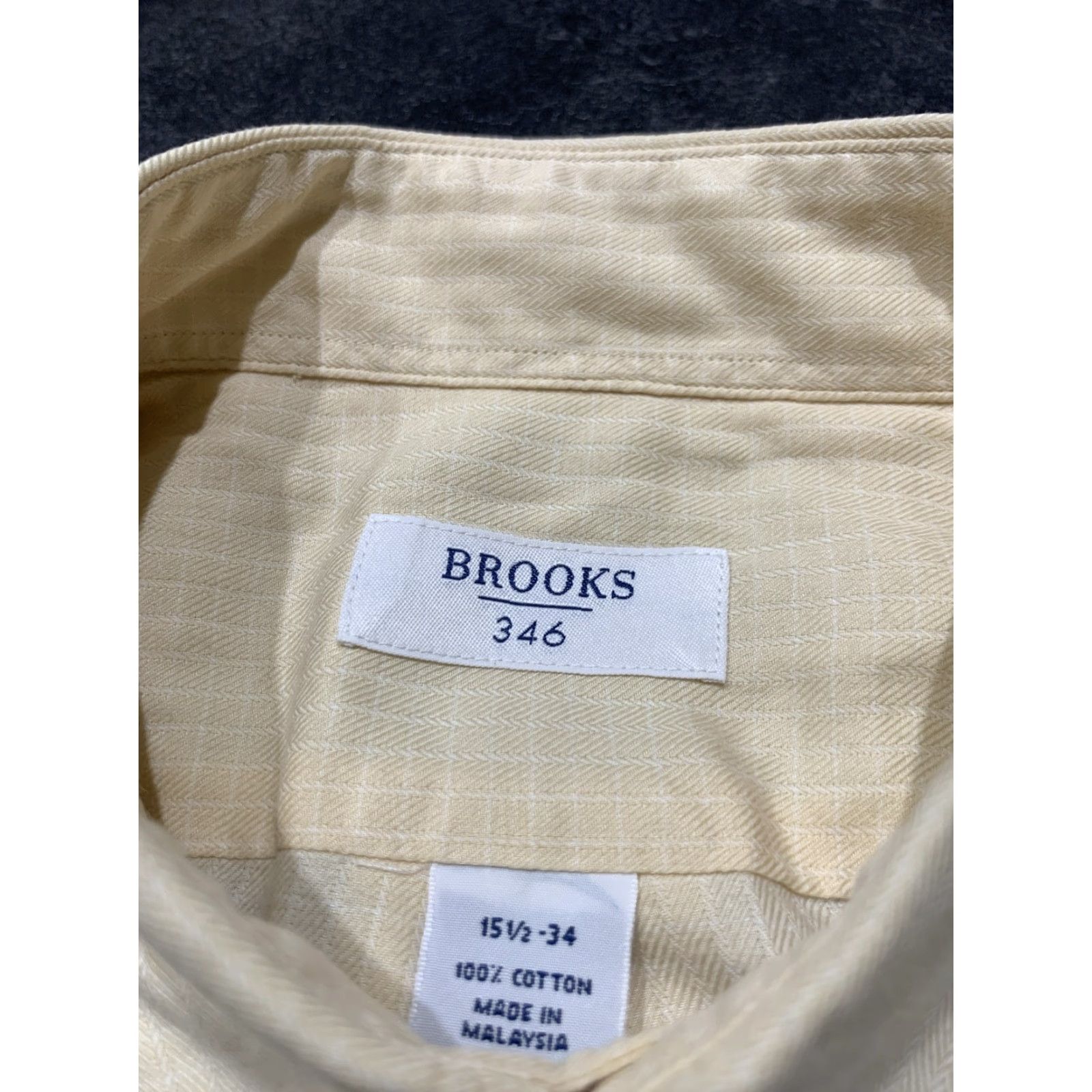Brooks Brothers VINTAGE Brooks Brothers 346 Men's Button-Down Shirt Casual Formal Long Sleeve Cotton Size 15.5 Beige Size US M / EU 48-50 / 2 - 5 Thumbnail