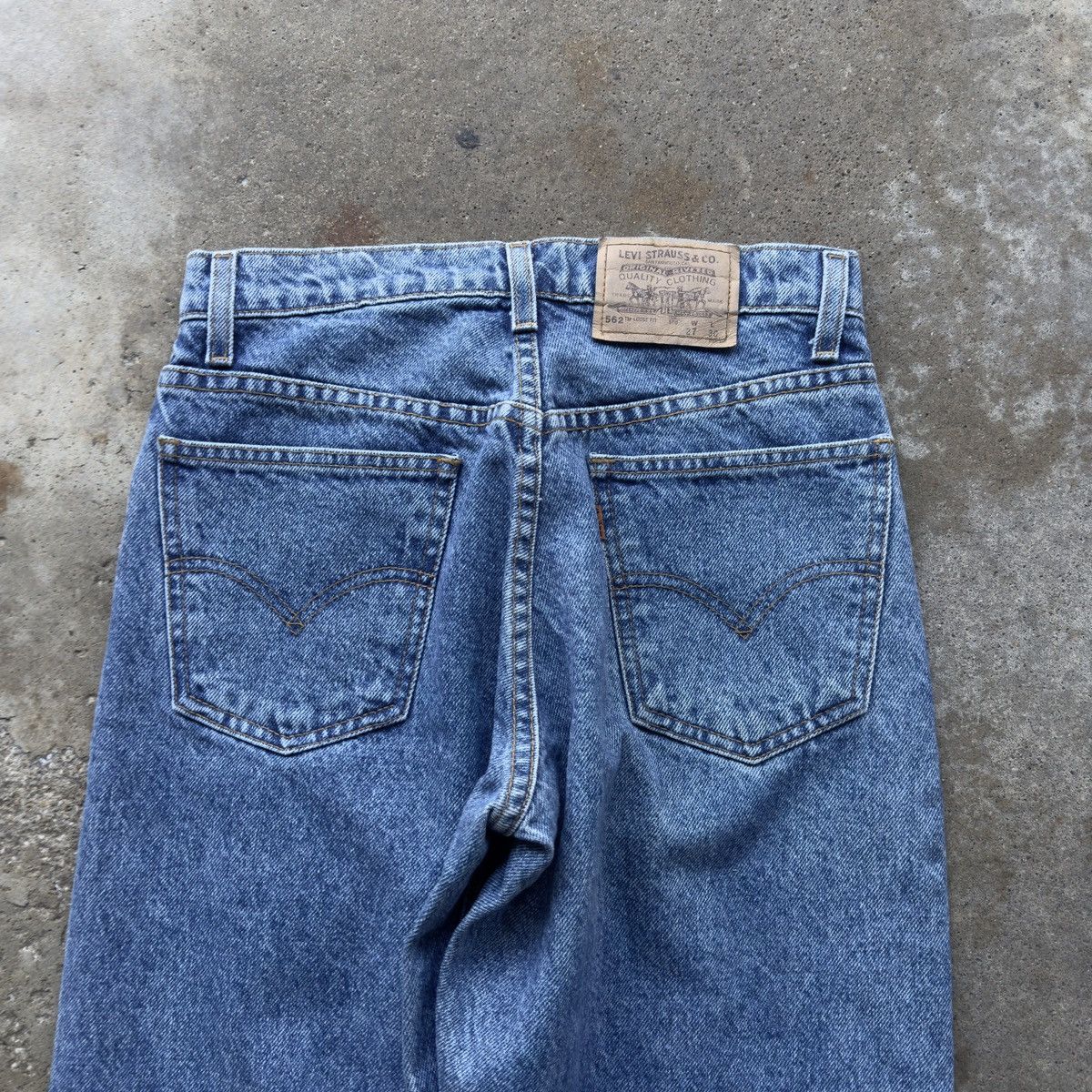 Vintage Levi's 562 Baggy Wide Denim Skater Jeans ERD Grunge Chrome Size US 27 - 4 Thumbnail