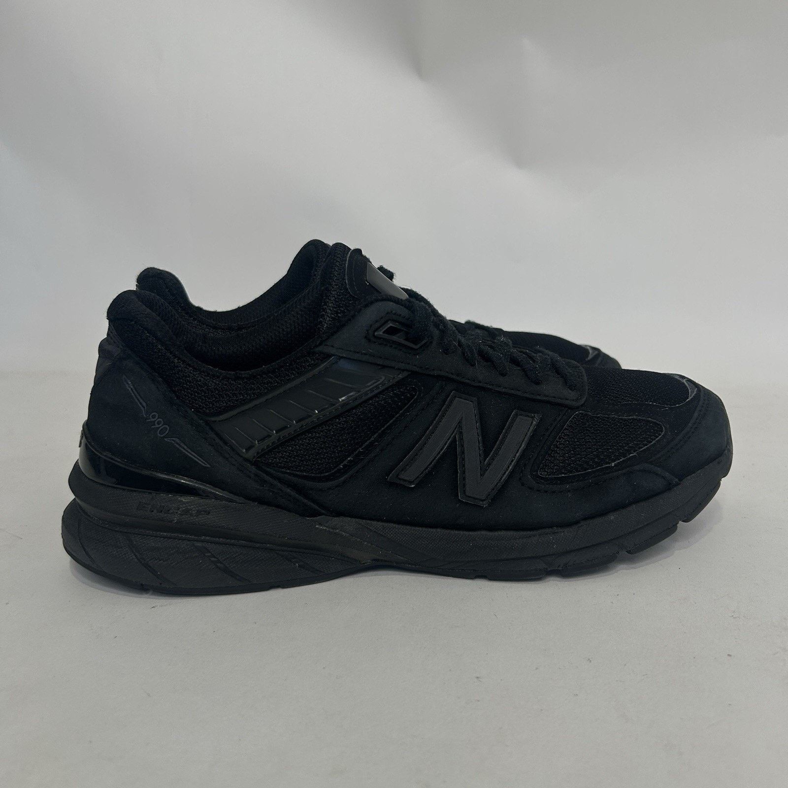 New Balance New Balance 990v5 “Triple Black” Running Sneaker M990BB5 Size US 10 / EU 43 - 4 Thumbnail