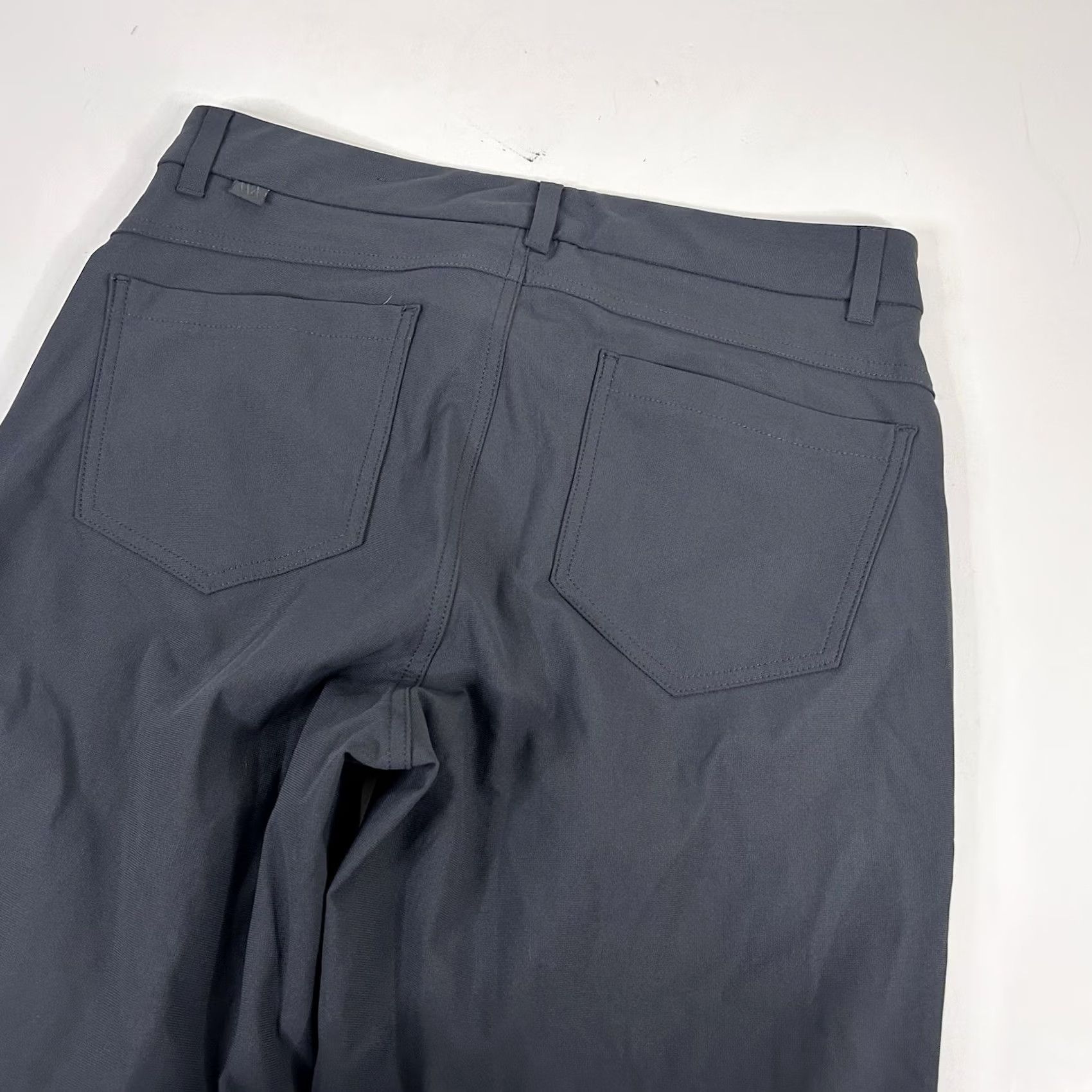 Vintage VRST 30 x 32 Regular Fit Limitless 5 Pocket Pant Gray Flat Front Poly Blend Size US 30 / EU 46 - 4 Thumbnail