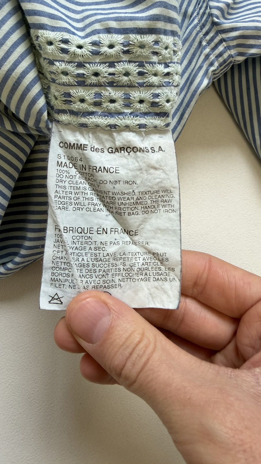 Comme des Garcons ‘Embroidered Stripe’ White/Blue Stripe Shirt Size US L / EU 52-54 / 3 - 12 Thumbnail
