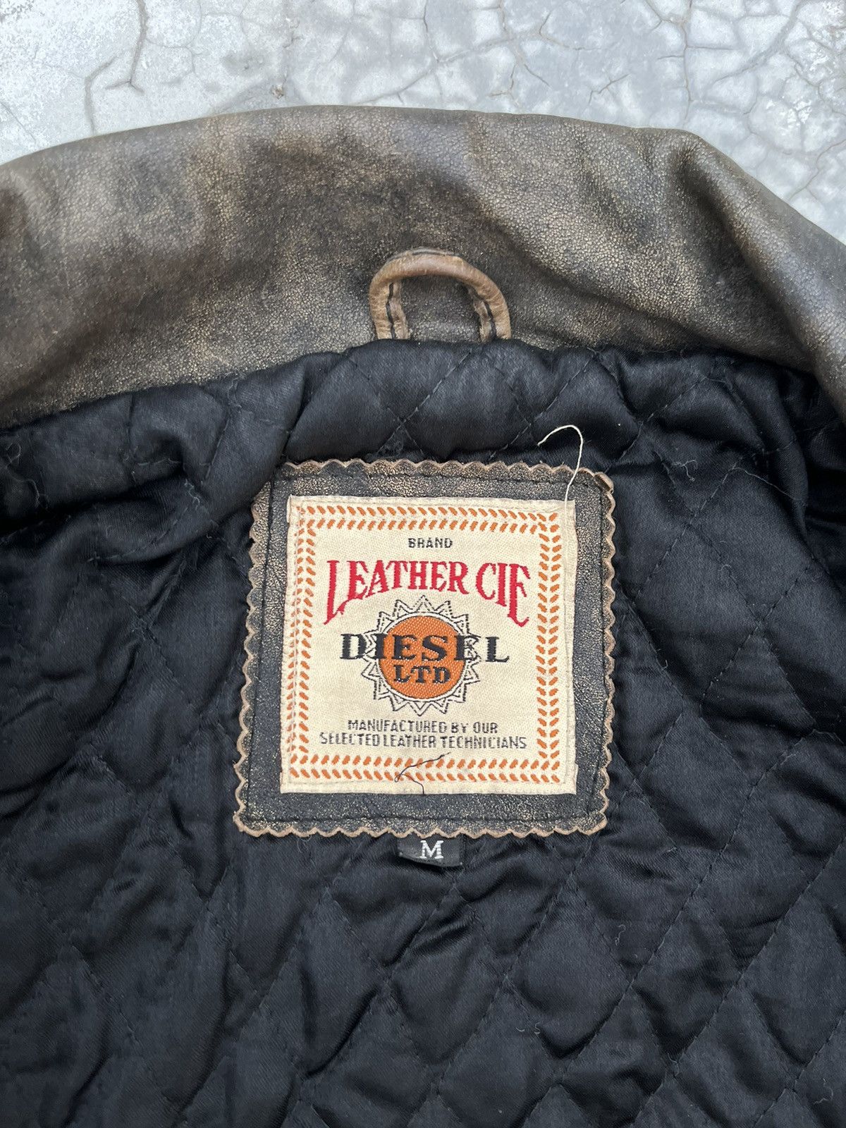Diesel VTG VARSITY Diesel Colorado 90s leather DISTRESSED jacket Size US M / EU 48-50 / 2 - 11 Thumbnail