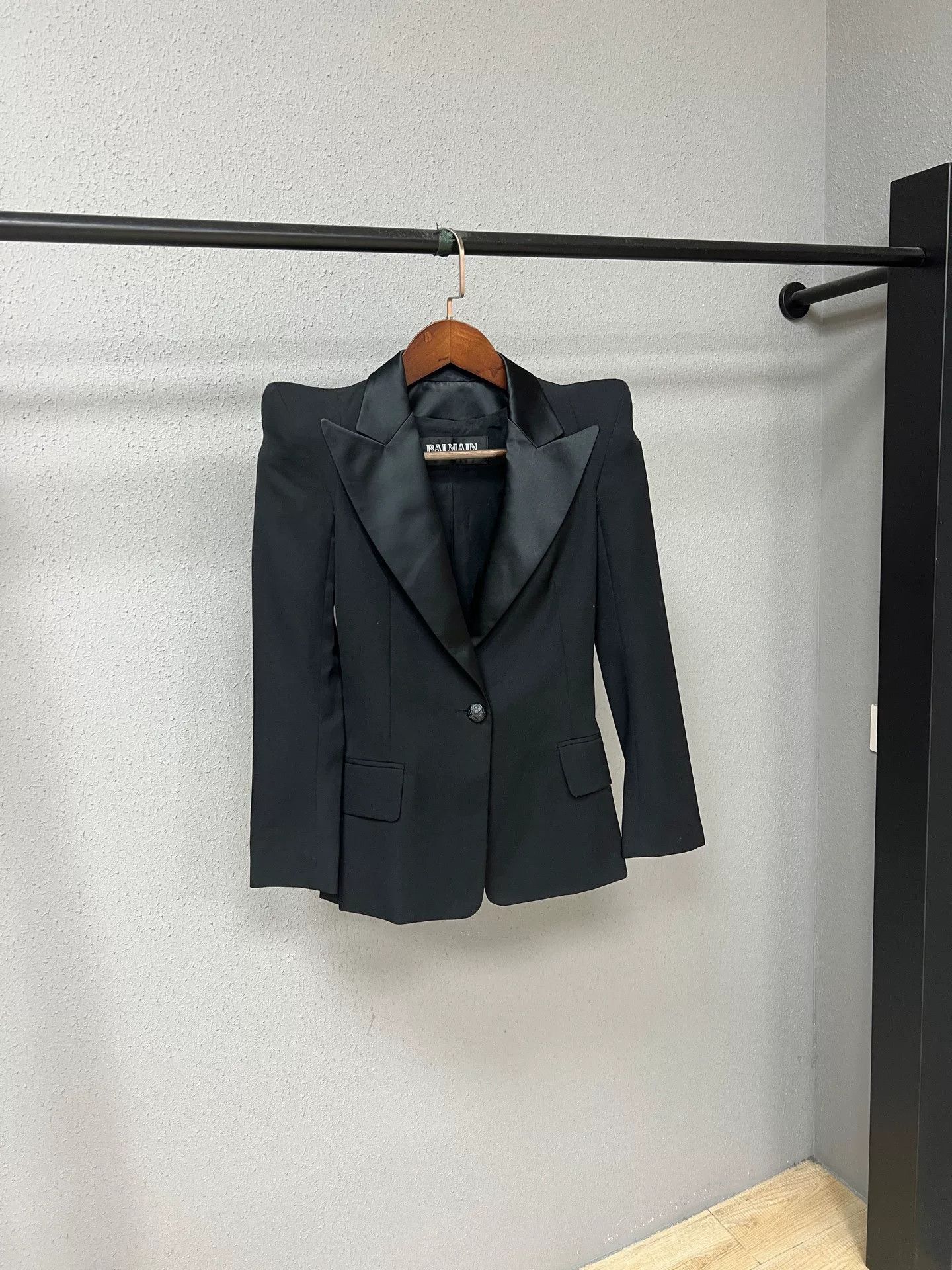 Balmain Balmain Shoulder Pad Blazer Size 36 Size S / US 4 / IT 40 - 1 Thumbnail