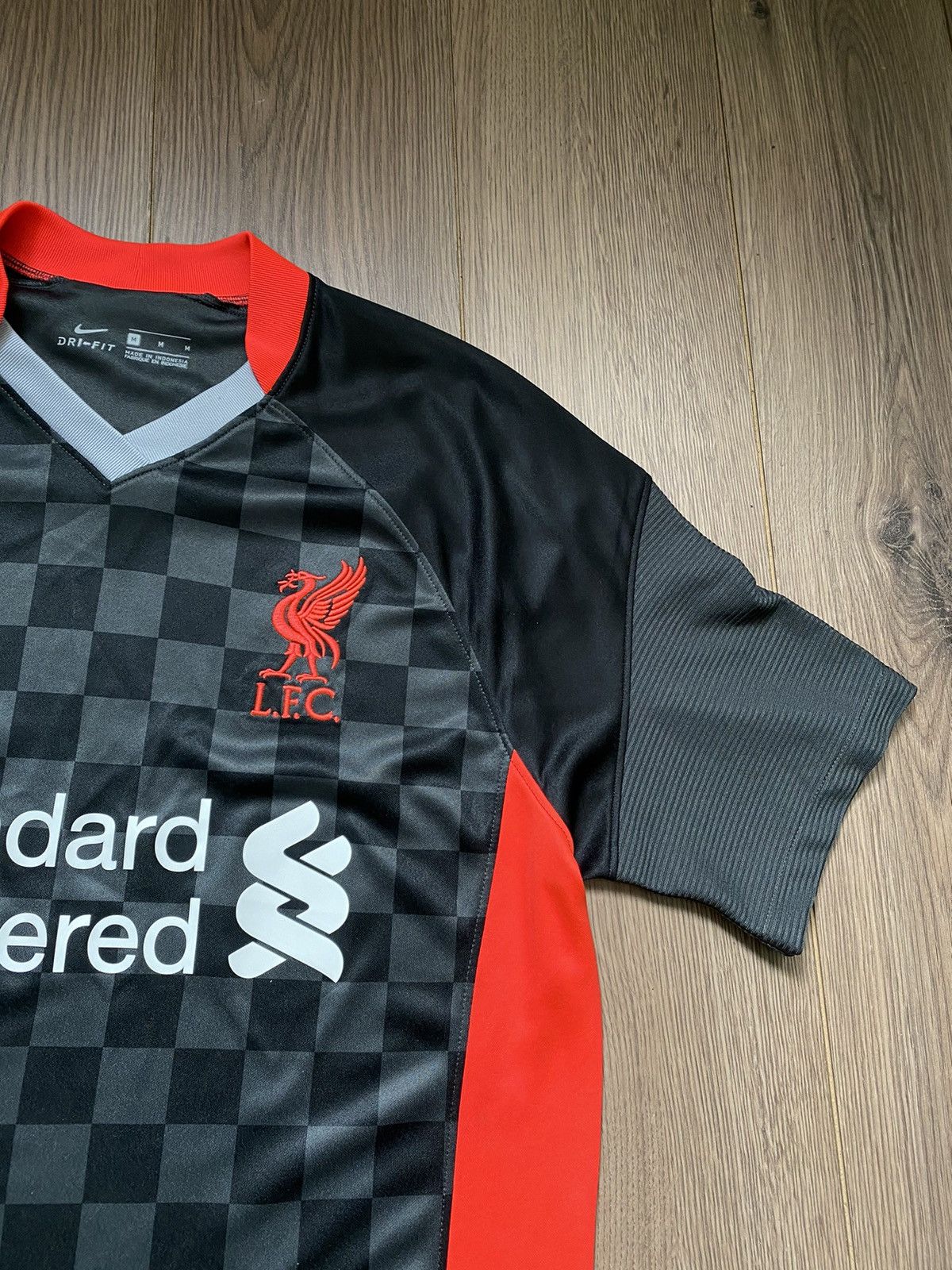 Nike Nike Liverpool Third 20/21 Football Jersey Size M Size US M / EU 48-50 / 2 - 7 Thumbnail
