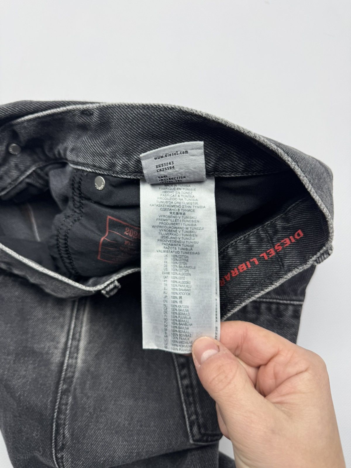 Diesel Diesel Straight Fit Men's Jeans Size US 34 / EU 50 - 12 Thumbnail