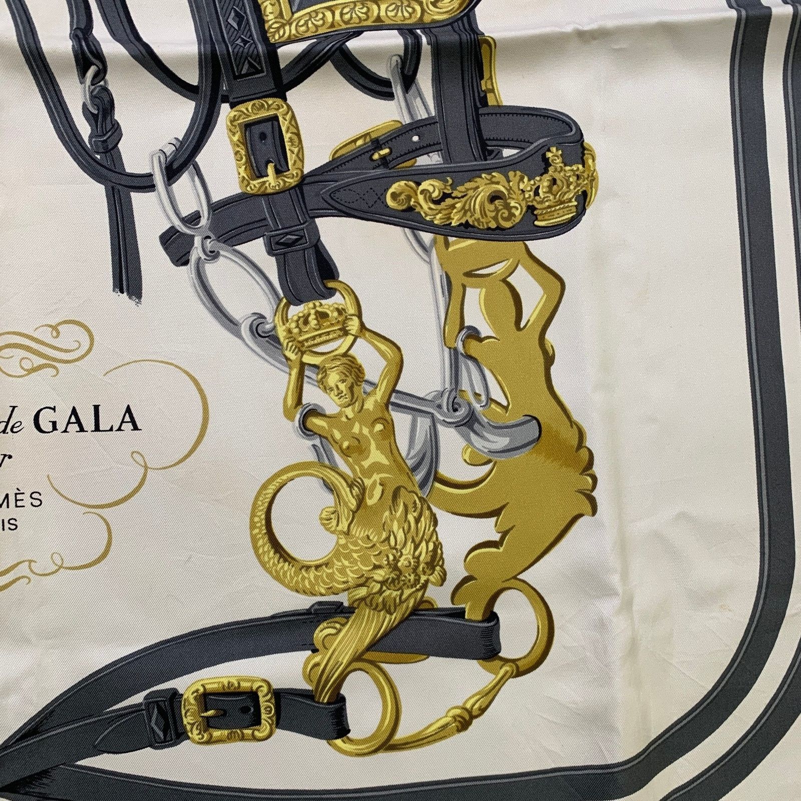 Hermes HERMES Off White Gold Print Silk Scarves Size ONE SIZE - 4 Thumbnail