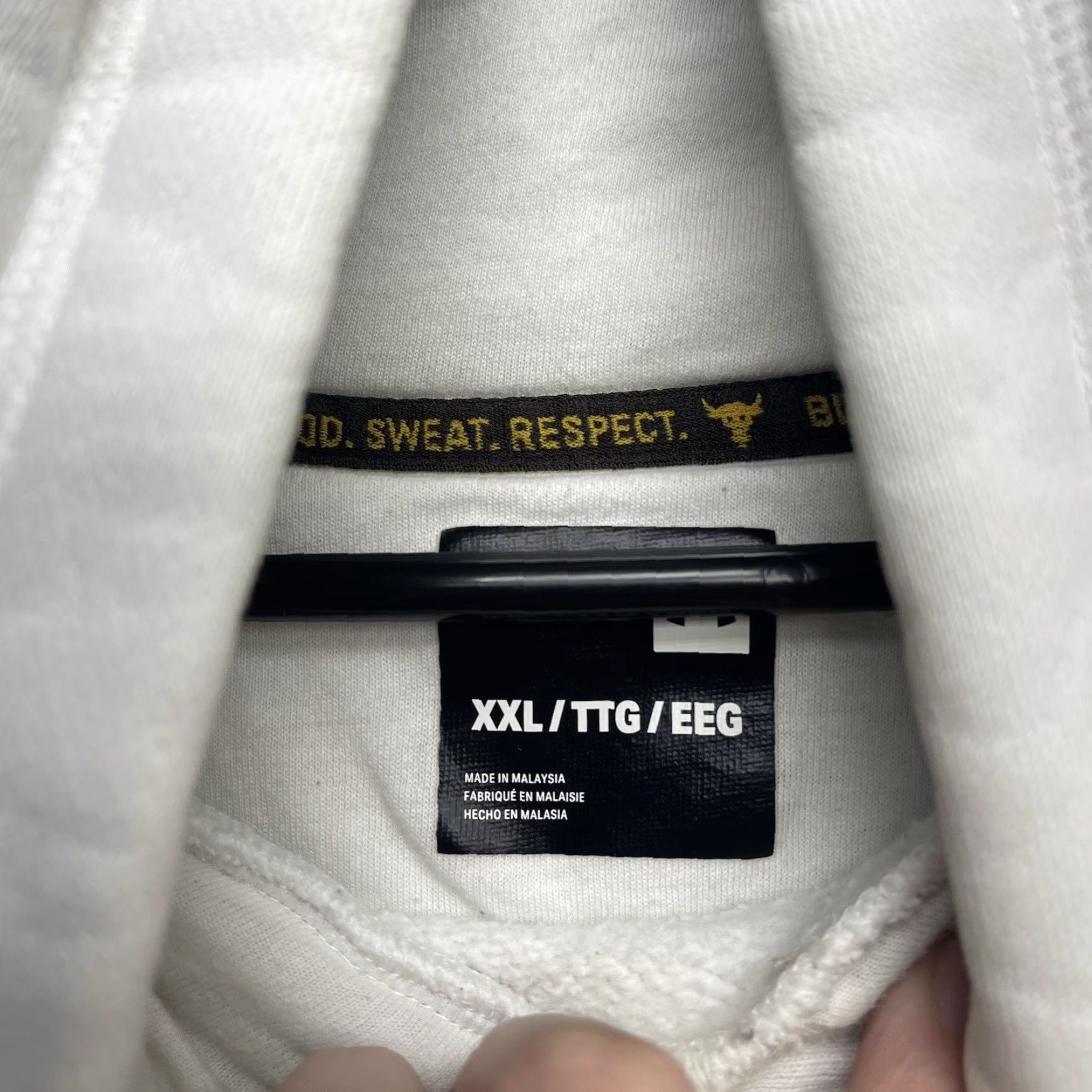 Under Armour Under Armour Project Rock Sweatshirt Mens 2XL Hooded White Cotton Polyester Fleece Logo Pullover Crew Neck Heavyweight Rock Gym Training 1346067 Mens Size US XXL / EU 58 / 5 - 3 Thumbnail