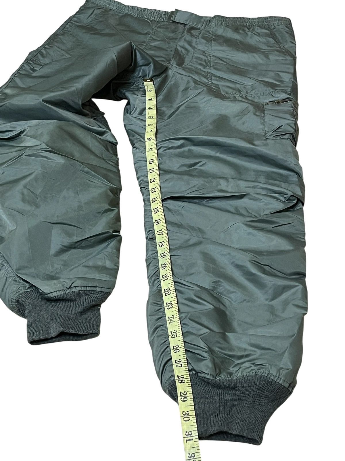 Japanese Brand Nice🔥Vintage 90s UNIQLO cargo & parachute bomber pants Size US 36 / EU 52 - 18 Thumbnail