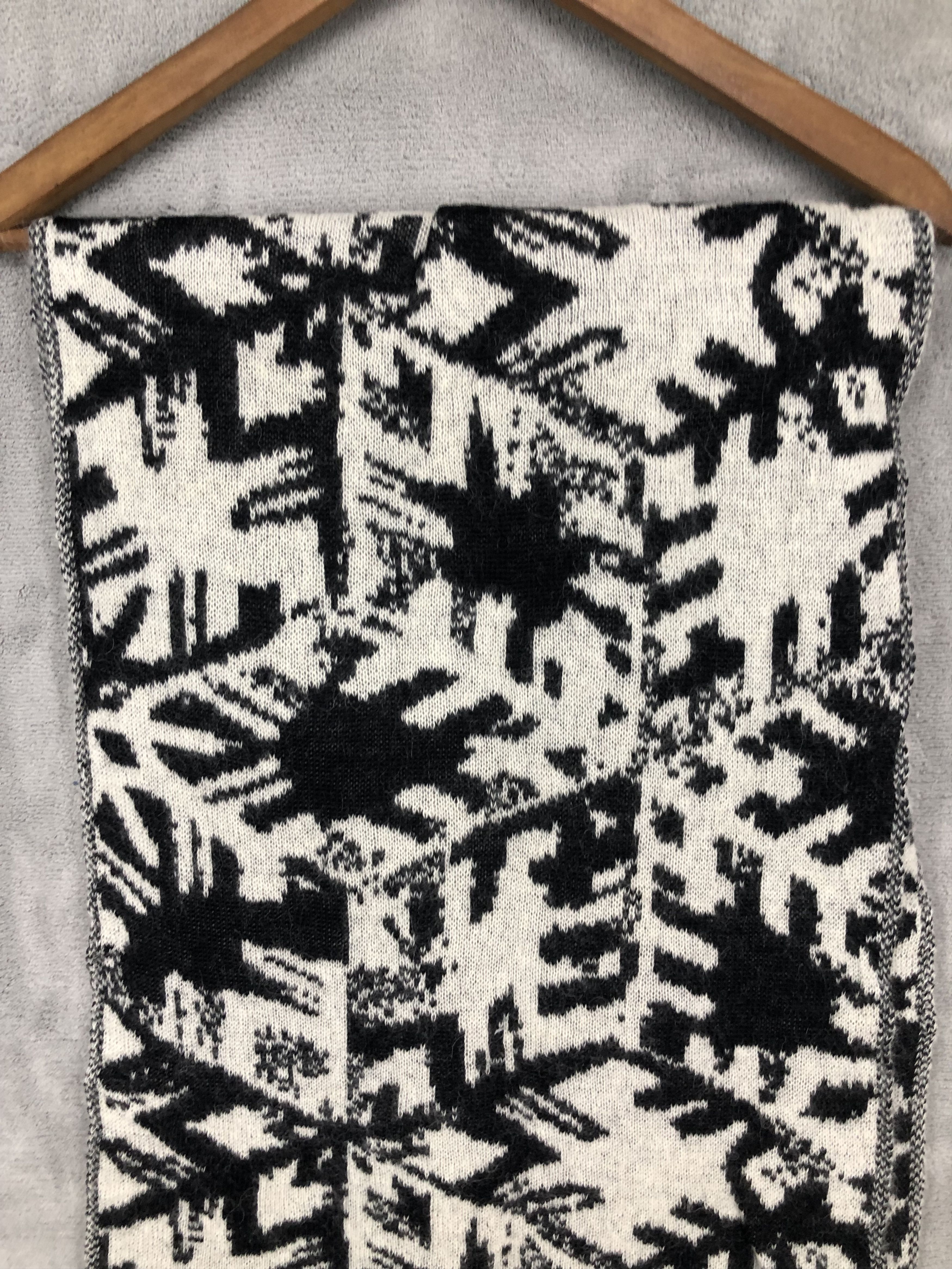 Japanese Brand × Vintage Vintage Japanese Abstract Pattern Scarf Muffler Size ONE SIZE - 4 Thumbnail