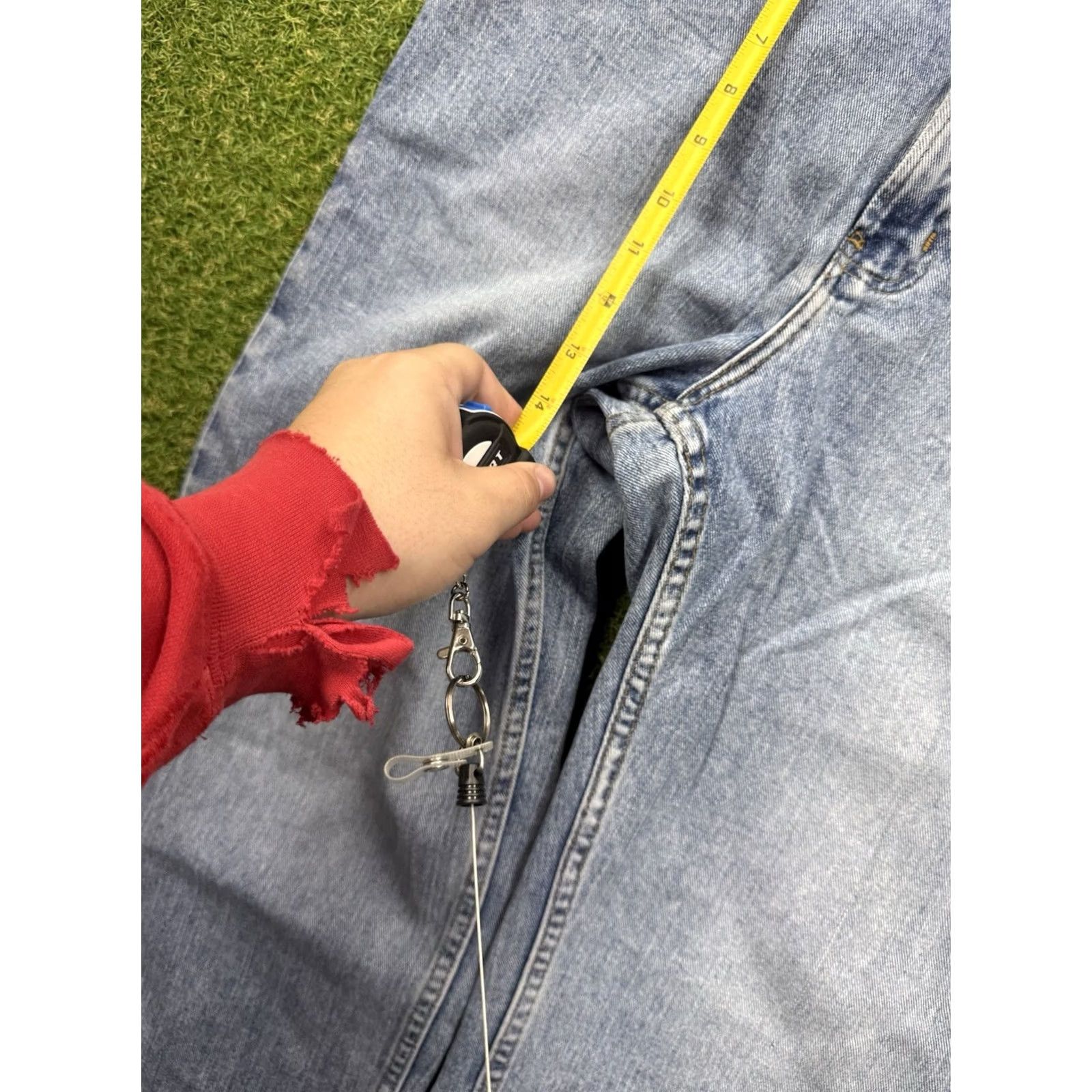 Tommy Hilfiger Tommy Hilfiger Jeans Mens 32x29 Light Wash Wide-Leg USA Vintage 90s Workwear Carpenter Jeans Mens Size US 32 / EU 48 - 6 Thumbnail