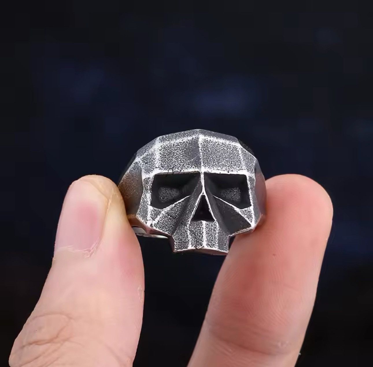 Jewelry × Vintage Size 12- 316L Stainless Steel Vintage Skull Ring Size ONE SIZE - 2 Thumbnail