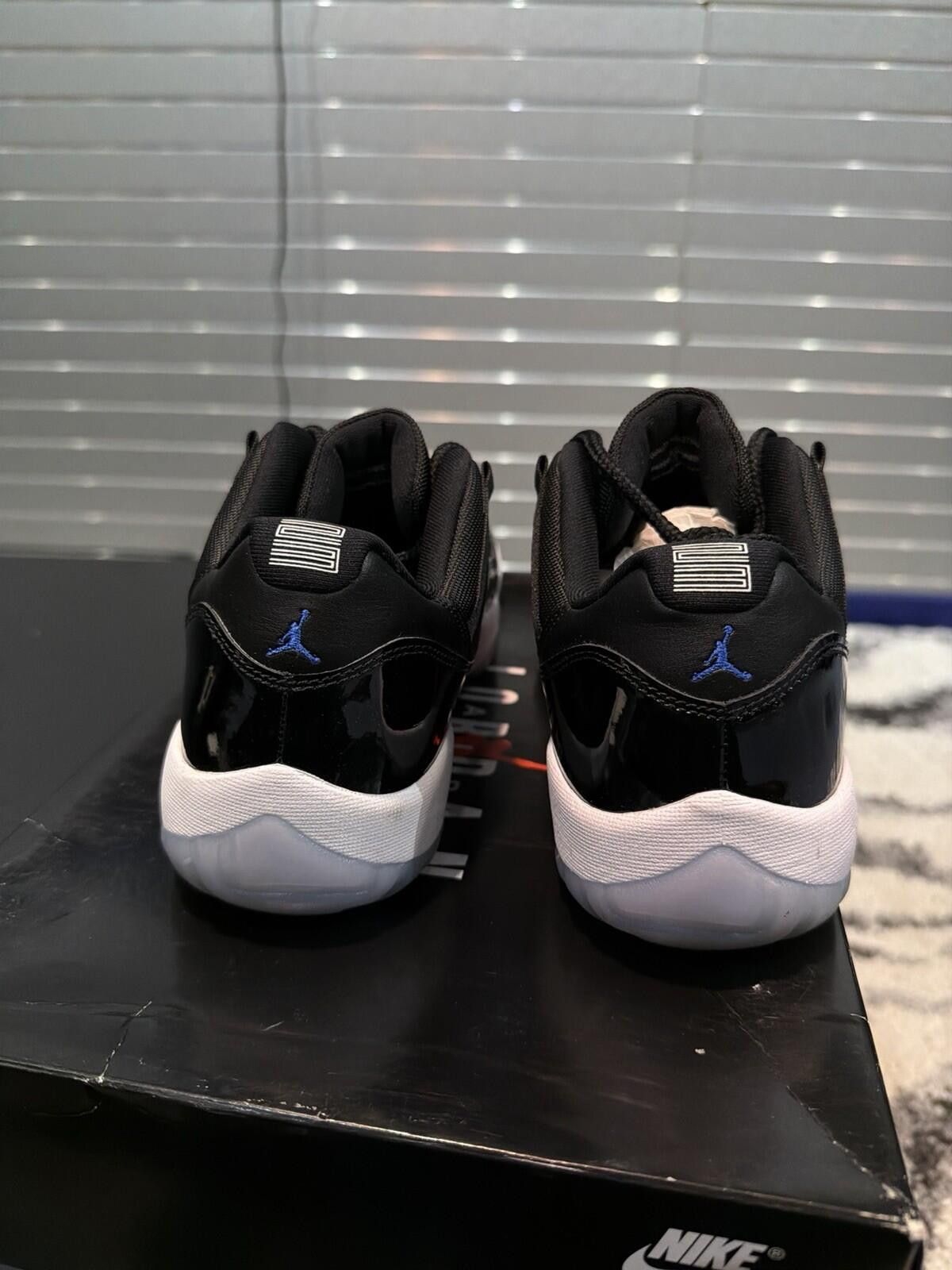 Jordan Brand Nike Air Jordan 11 Retro Low Space Jam Black Royal Size 10.5 Size US 10.5 / EU 43-44 - 7 Thumbnail