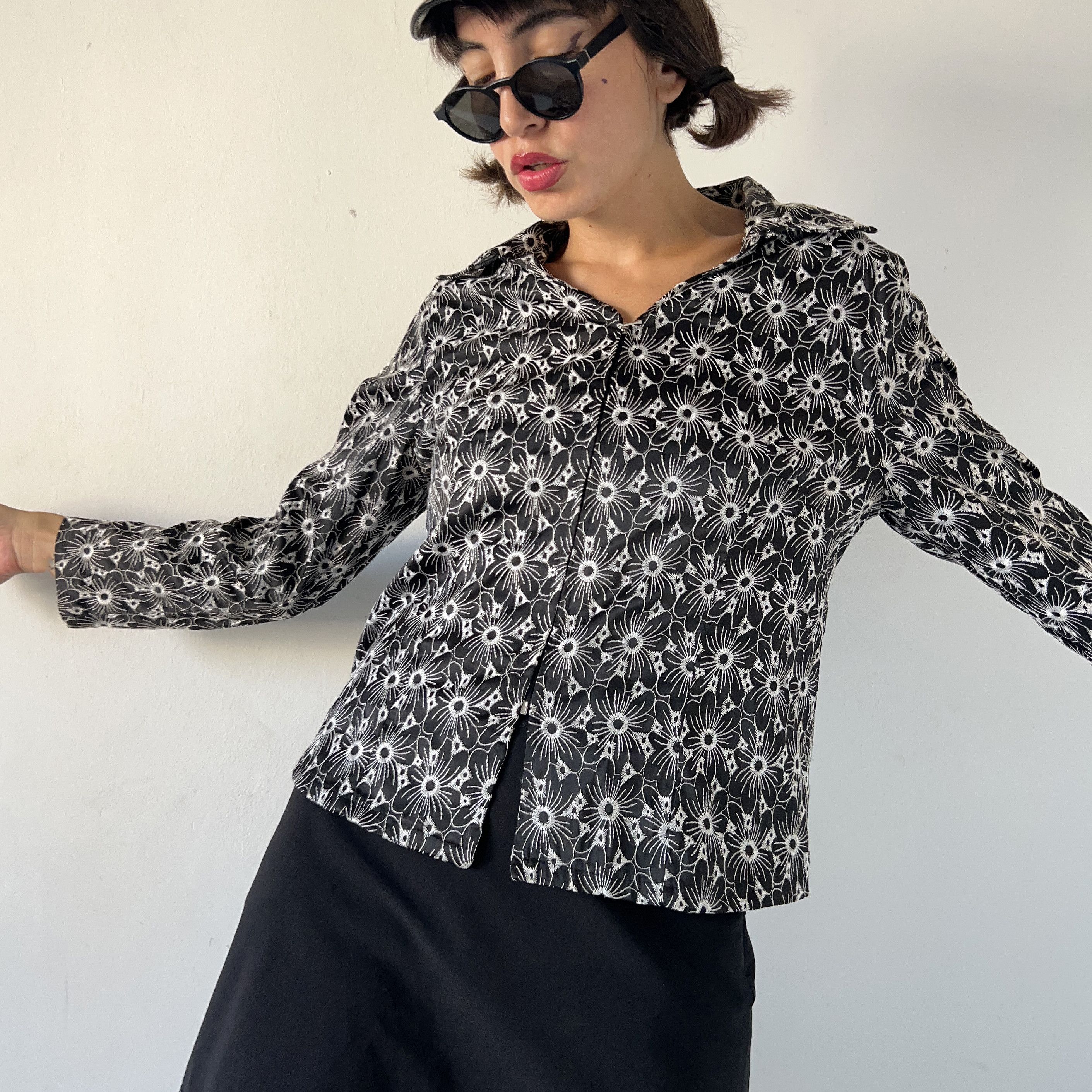 Vintage Vintage y2k embroidered flower zipper jacket Size M / US 6-8 / IT 42-44 - 3 Thumbnail
