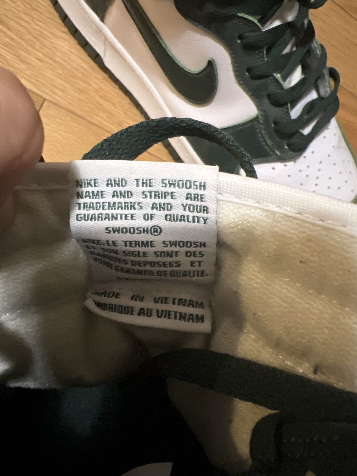 Nike Nike dunks spartan green Size US 11.5 / EU 44-45 - 8 Thumbnail
