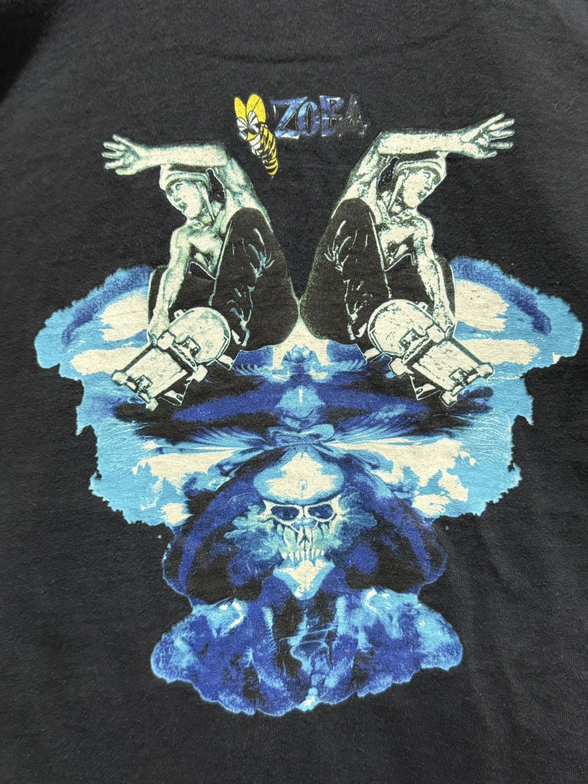 Vintage Vintage 90s Zoba Skull Skateboard Faded Usa Tee Size US L / EU 52-54 / 3 - 2 Thumbnail