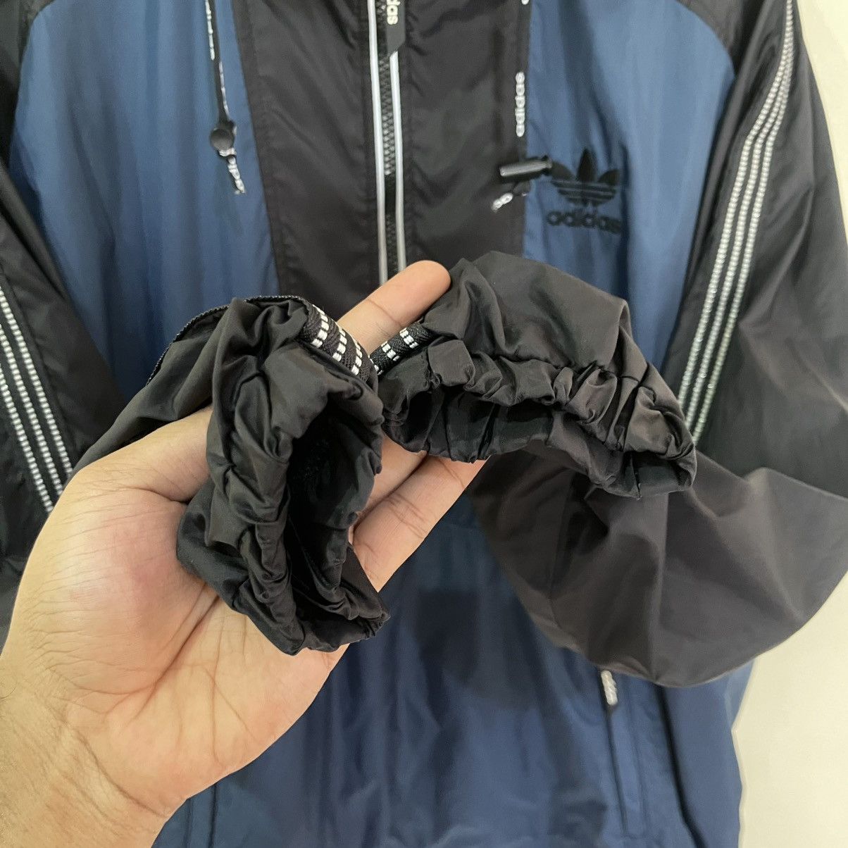 Adidas Vintage Adidas Half Zipper Hoodie Windbreaker Jacket Size US L / EU 52-54 / 3 - 4 Thumbnail