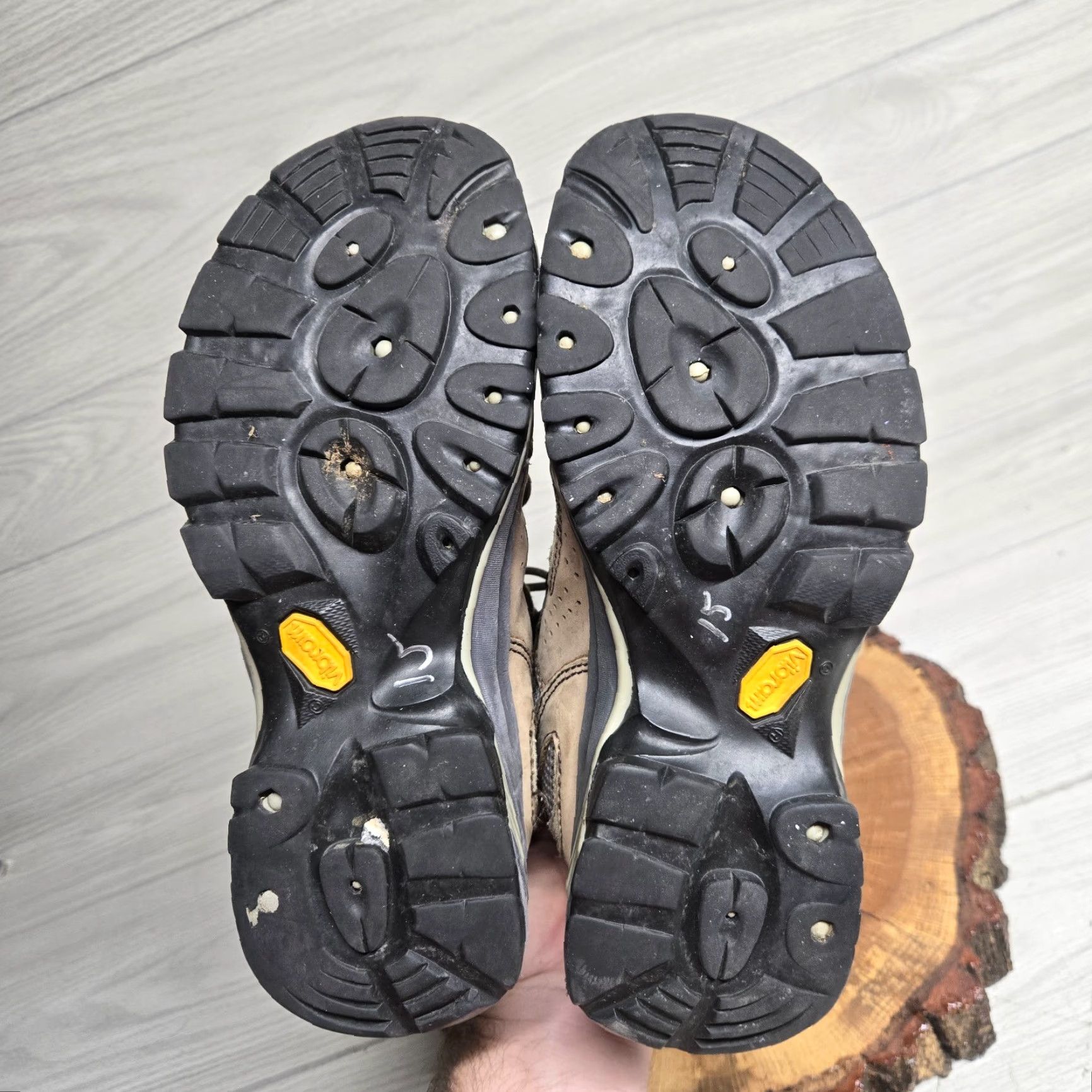 Vasque VINTAGE? No — Vasque Breeze Hiking Boot, Boot, Women, 9.5, Brown, Gore-Tex, Vibram, XCR 7465, Outdoor Shoes, 90s? (avoid N/A) Size US 9.5 / IT 39.5 - 6 Thumbnail
