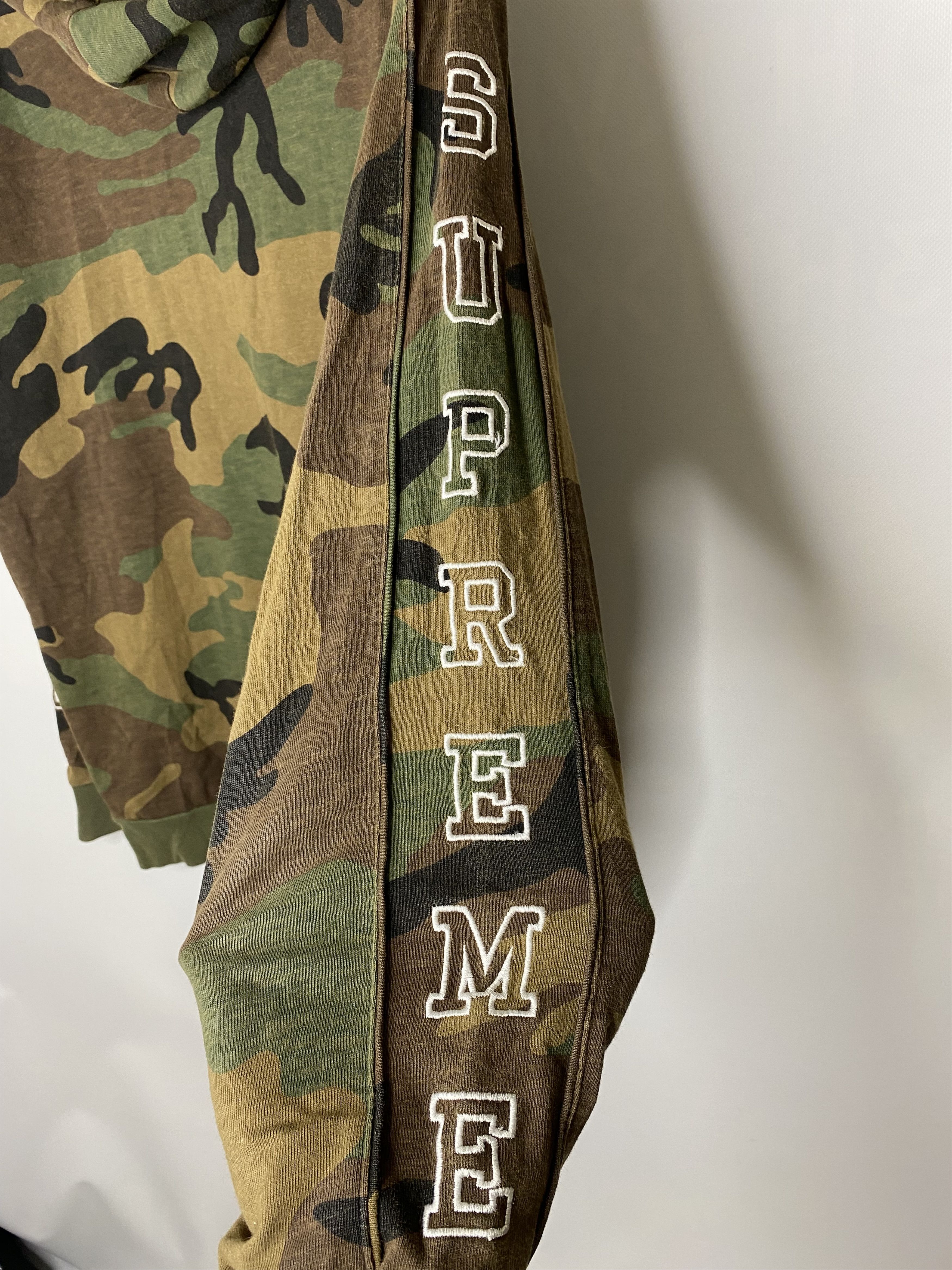 Supreme × Vintage VINTAGE SUPREME BIG LOGO CAMO HOODIE STREET CAMOUFLAGE Size US L / EU 52-54 / 3 - 3 Thumbnail