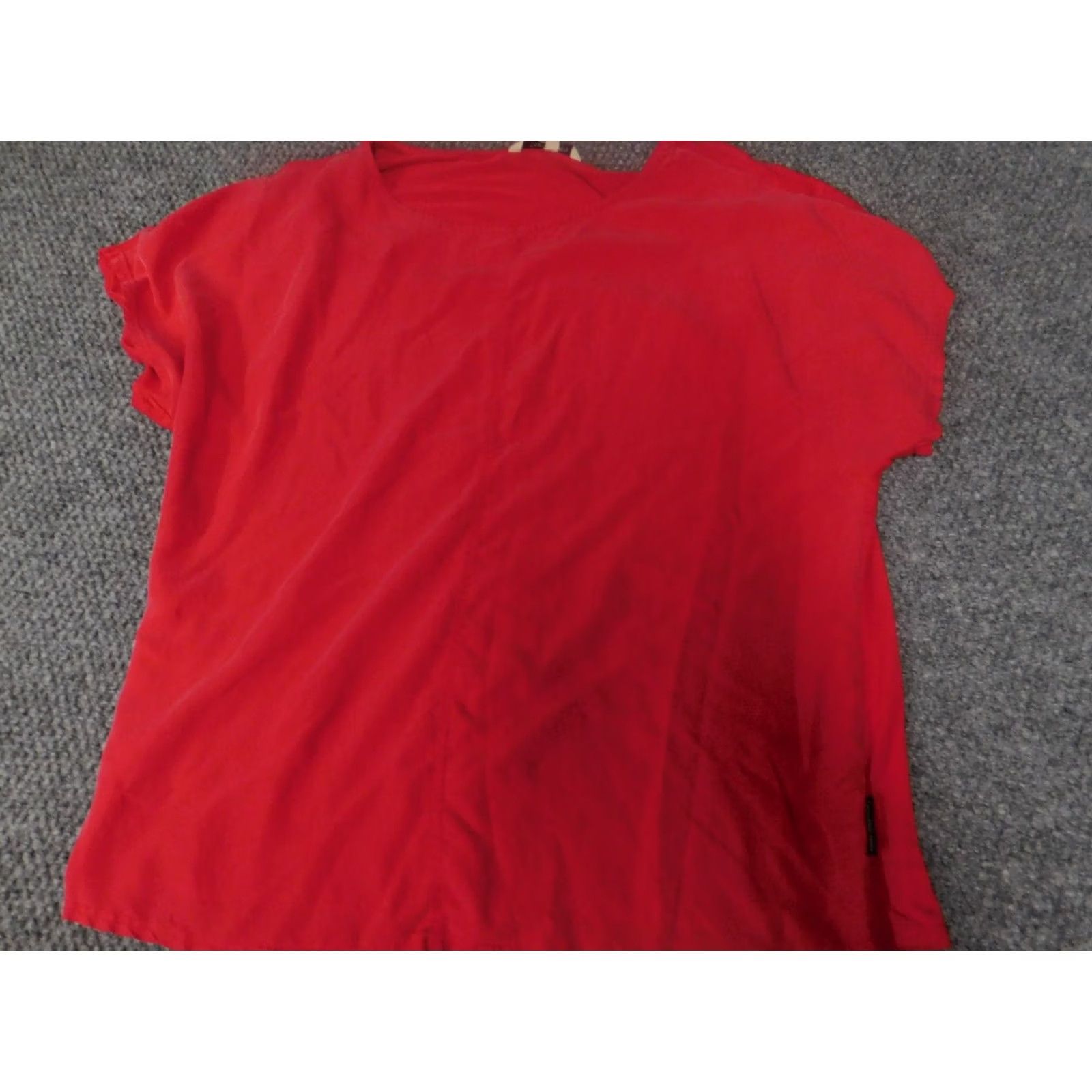 Calvin Klein Calvin Klein Blouse S Women Red Crew Neck Short Sleeve Pullover Casual Solid Zipper Classic Size S / US 4 / IT 40 - 3 Thumbnail