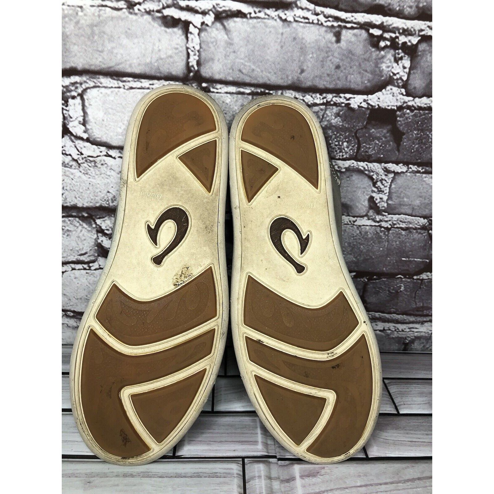 Olukai Olukai Mens Nalukai Kala Slip On Loafer Gray Suede Convertib Size US 8 / EU 41 - 14 Thumbnail