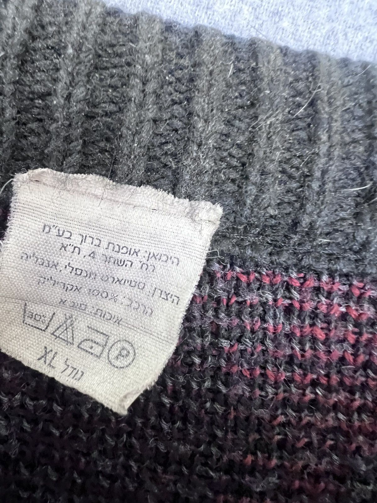 Vintage Mark Astor? Vintage Abstract Sweater XL Mens Long Sleeve Size US XL / EU 56 / 4 - 3 Thumbnail