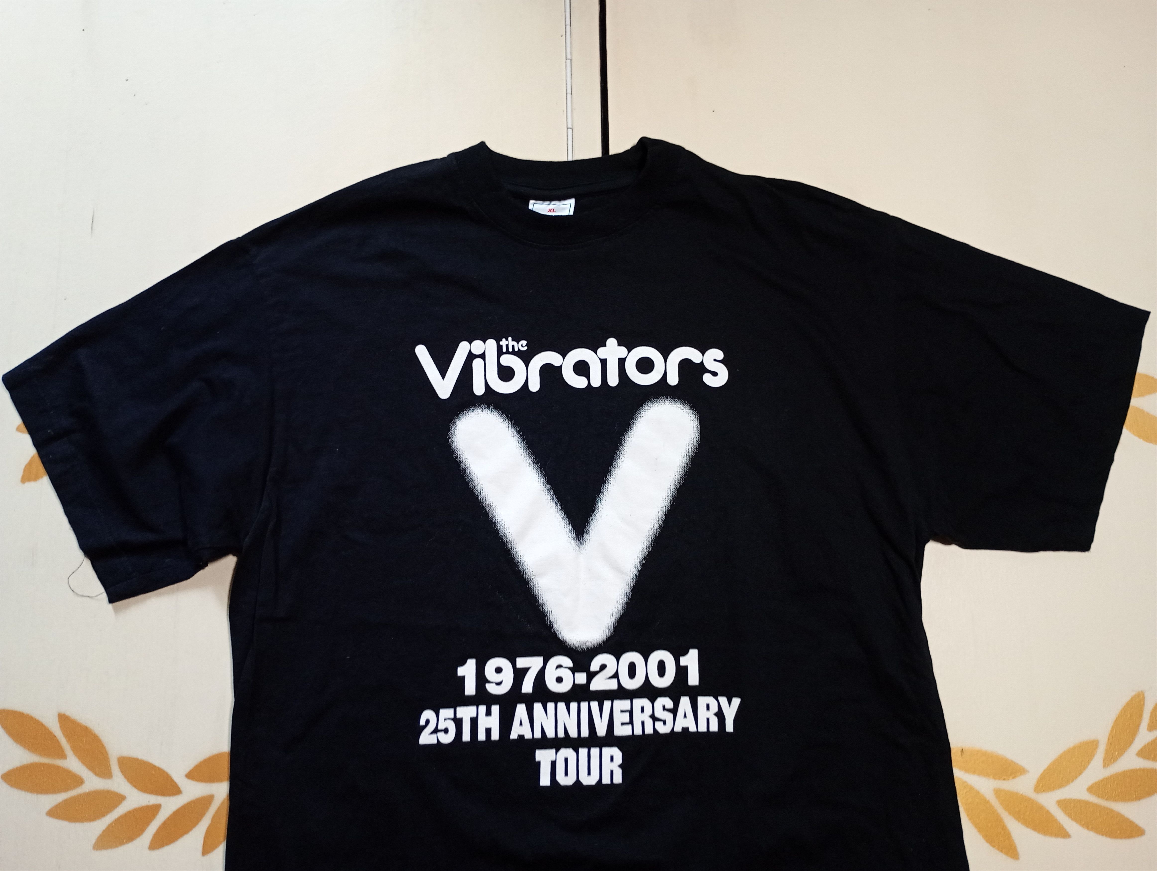 Band Tees The Vibrators 25th Anniversary Tour 2001 T-Shirt Size US XL / EU 56 / 4 - 4 Thumbnail