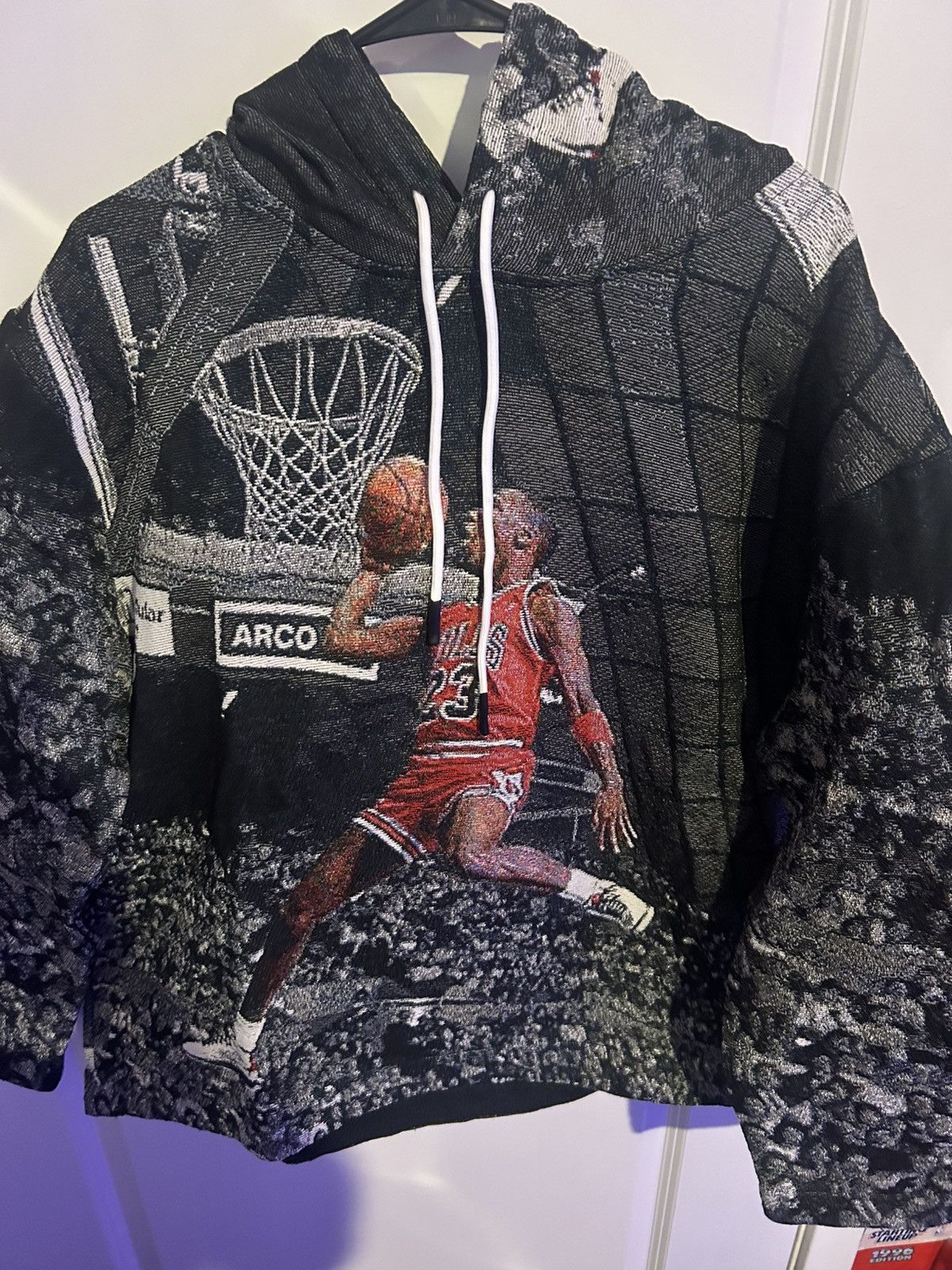 Other Jordan tapestry hoodie Size US XL / EU 56 / 4 - 1 Thumbnail