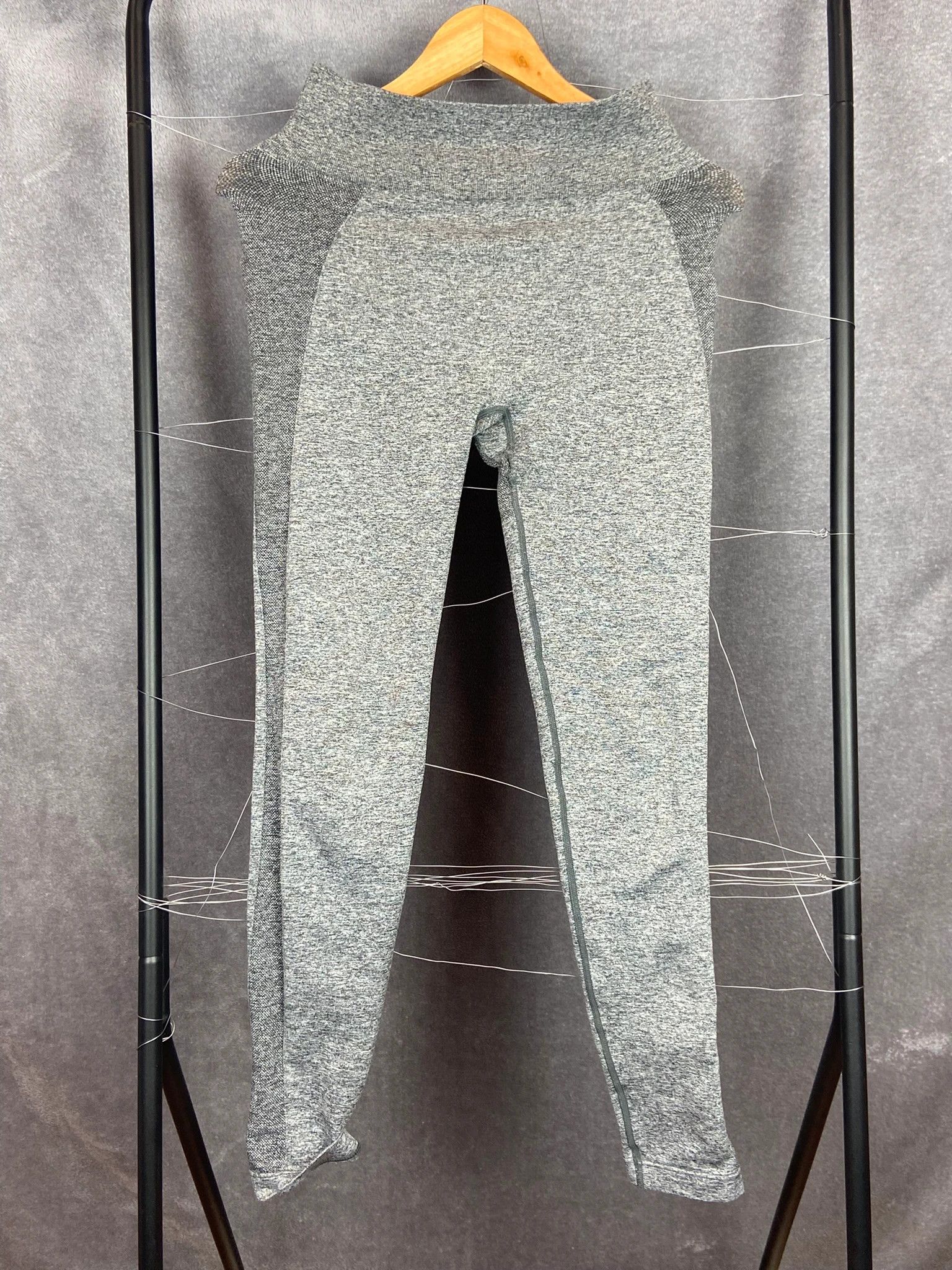 Gymshark Gymshark Seamless | Sportswear Top & Leggings | 2-Piece Size S / US 4 / IT 40 - 9 Thumbnail
