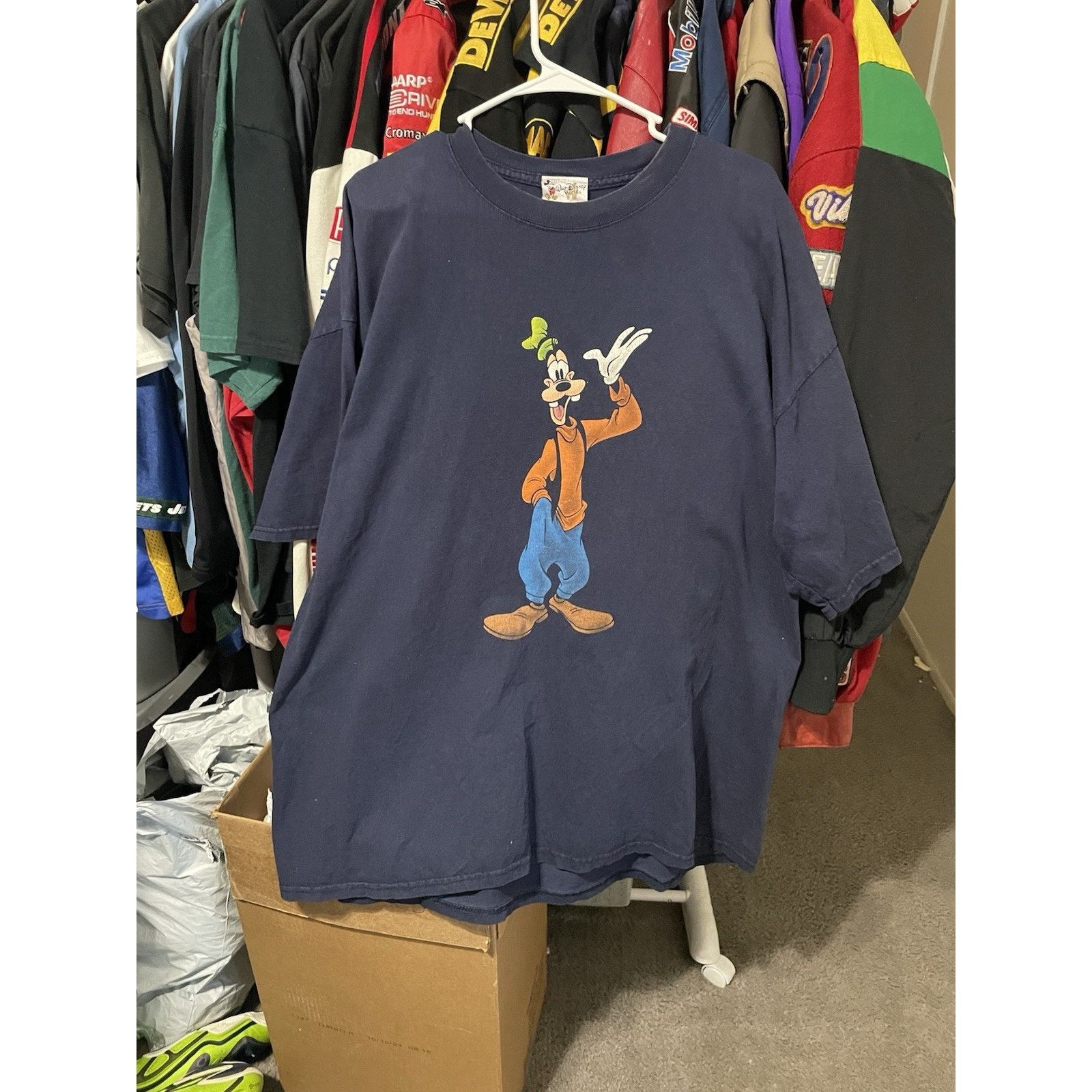 Disney Size L- Rare Vintage Walt Disney Goofy 2-Sided T-Shirt Men’s Size US L / EU 52-54 / 3 - 1 Thumbnail