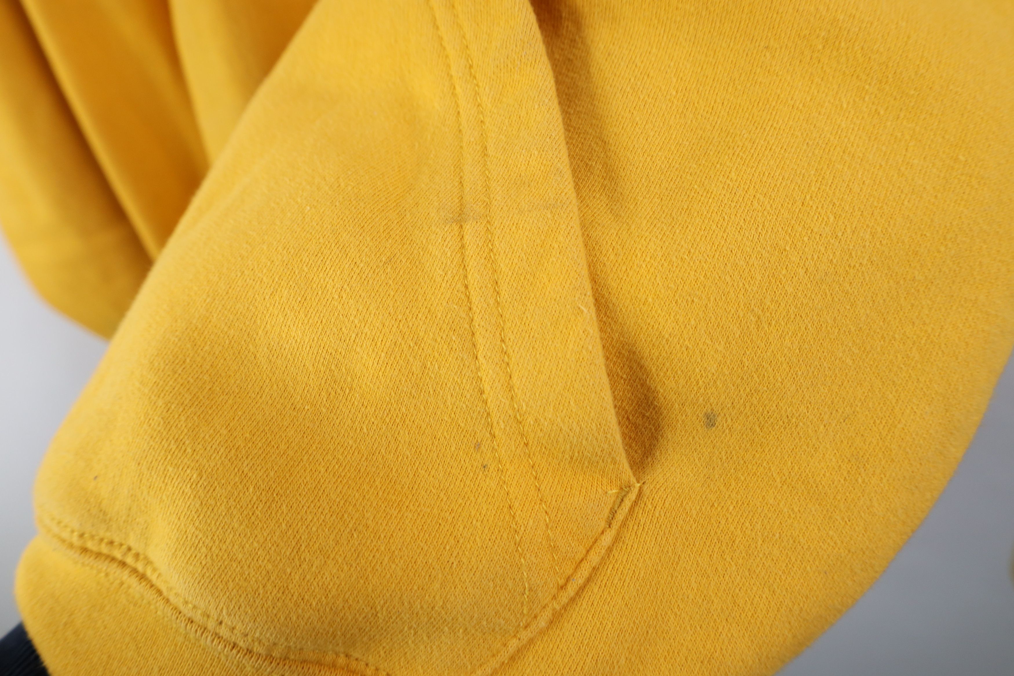 Vintage Vintage 90s Y2K University of Michigan Hoodie Sweatshirt Size US XL / EU 56 / 4 - 7 Thumbnail