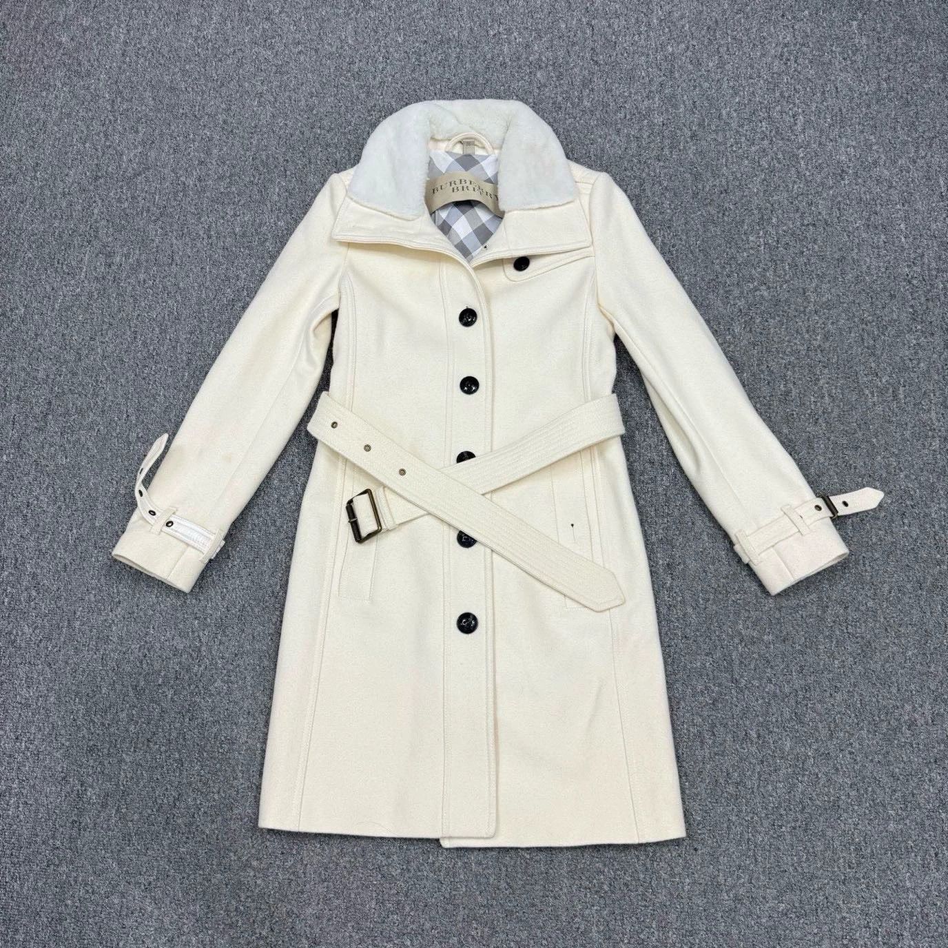 Burberry White Wool Coat UK4