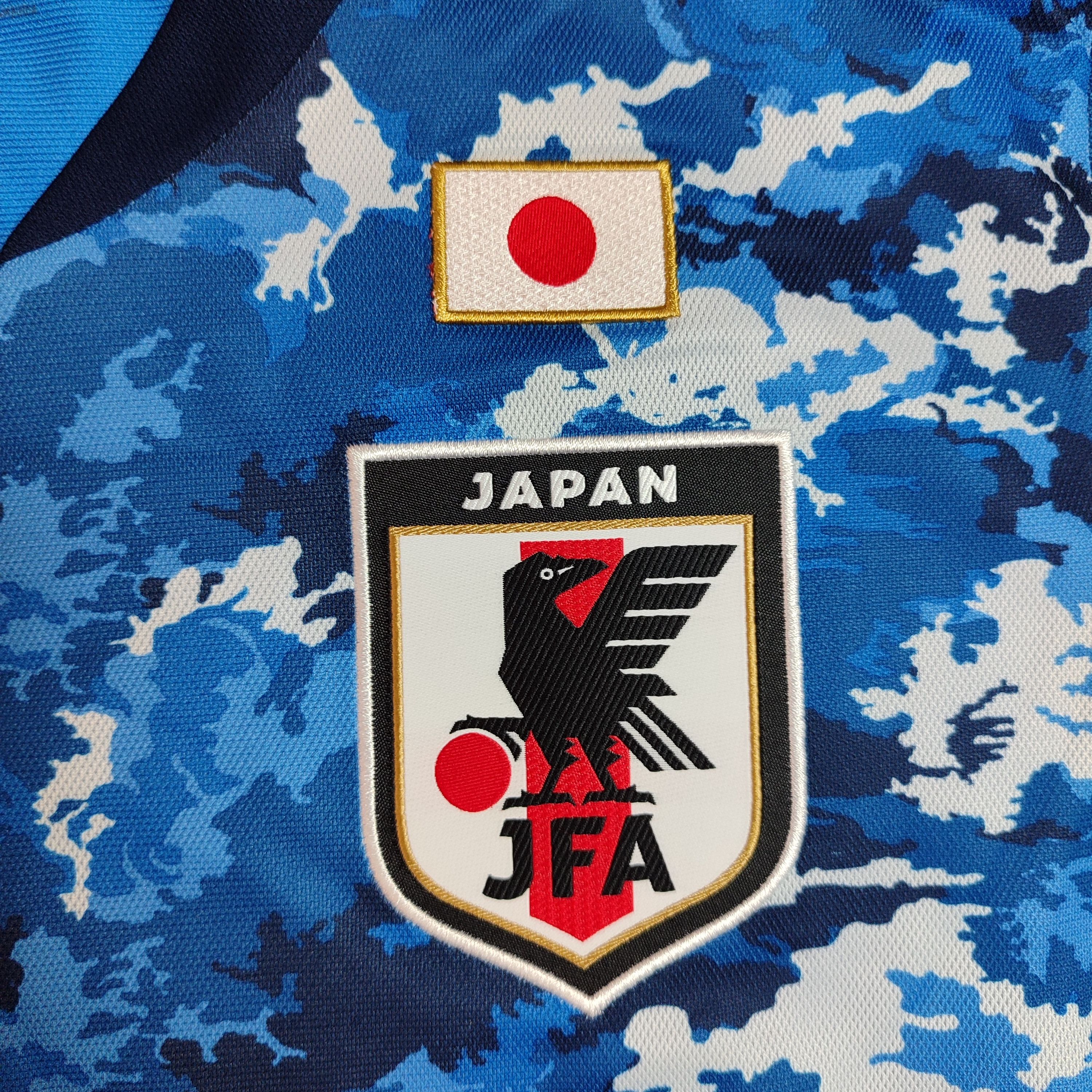 Adidas Japan Home Shirt 2020 Yoshida #22 Soccer Jersey Size US L / EU 52-54 / 3 - 10 Thumbnail