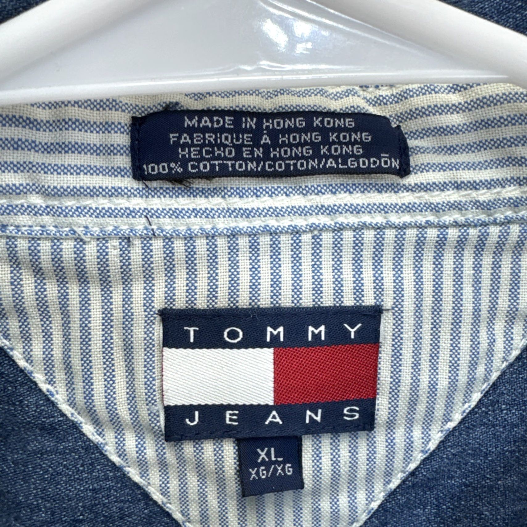 Tommy Hilfiger VINTAGE Tommy Hilfiger Shirt Mens XL Blue Denim Long Sleeve Button-Down Logo Size US XL / EU 56 / 4 - 2 Thumbnail