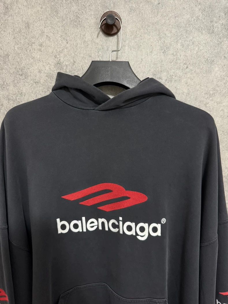 Balenciaga Balenciaga Black Red 3 Bsports Old Hooded Sweater Size US XL / EU 56 / 4 - 2 Thumbnail