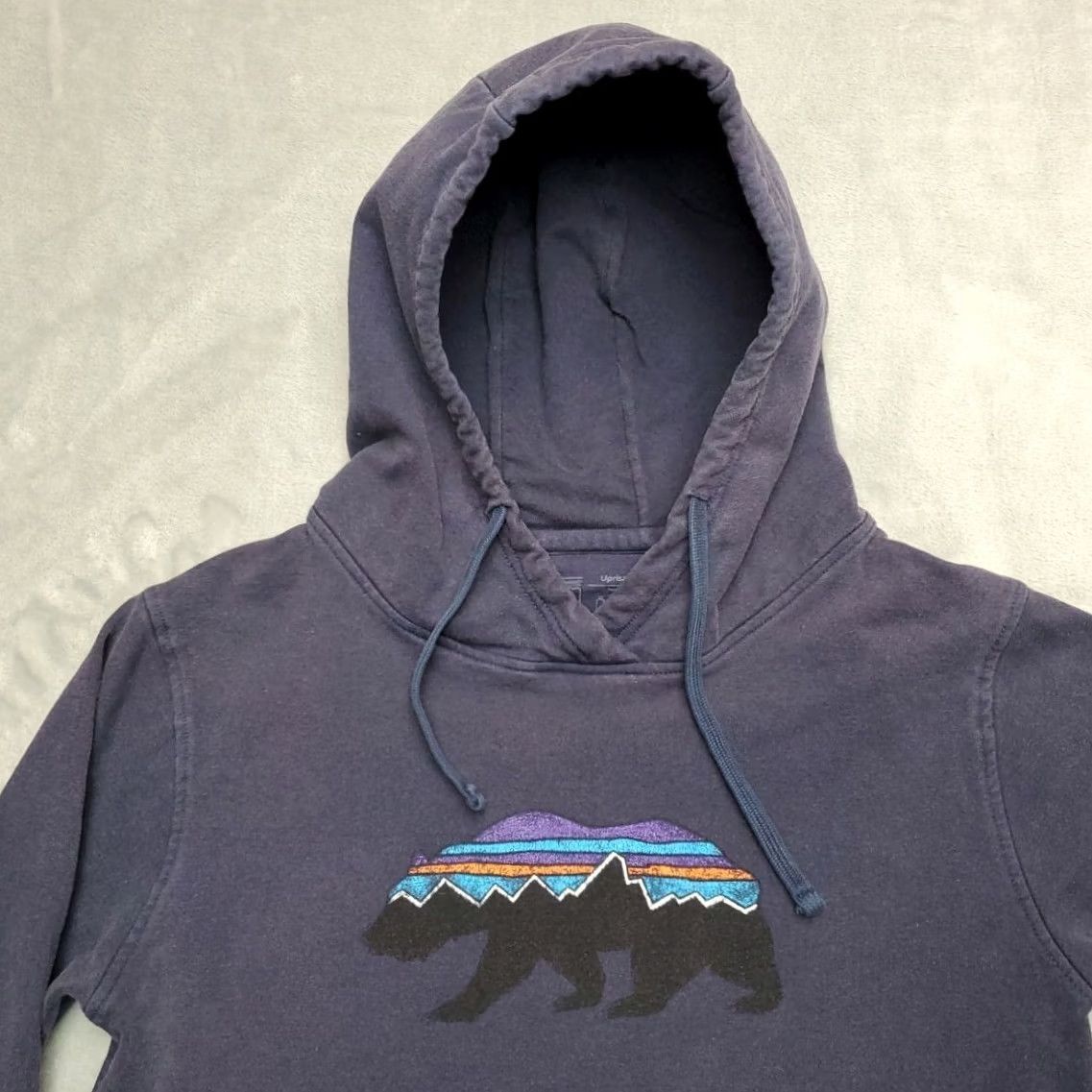 Patagonia Patagonia Hoodie Womens S Blue Uprisal Fitz Roy Bear Recycled Outdoors Gorp Pullover Logo Fleece Casual Modern Outdoor Activities 90s? Size S / US 4 / IT 40 - 3 Thumbnail