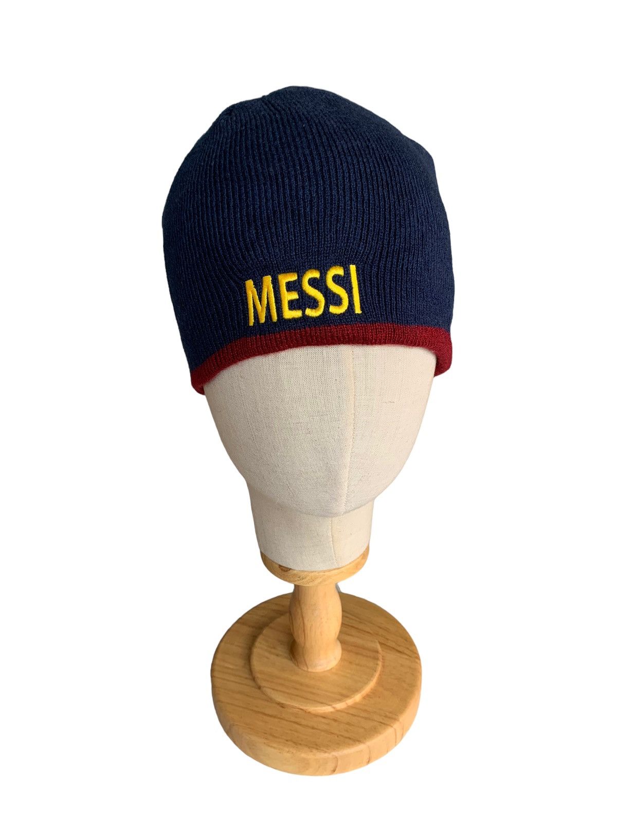Japanese Brand FCB BARCELONA WITH MESSI 10 RARE BEANIE HATS Size ONE SIZE - 7 Thumbnail