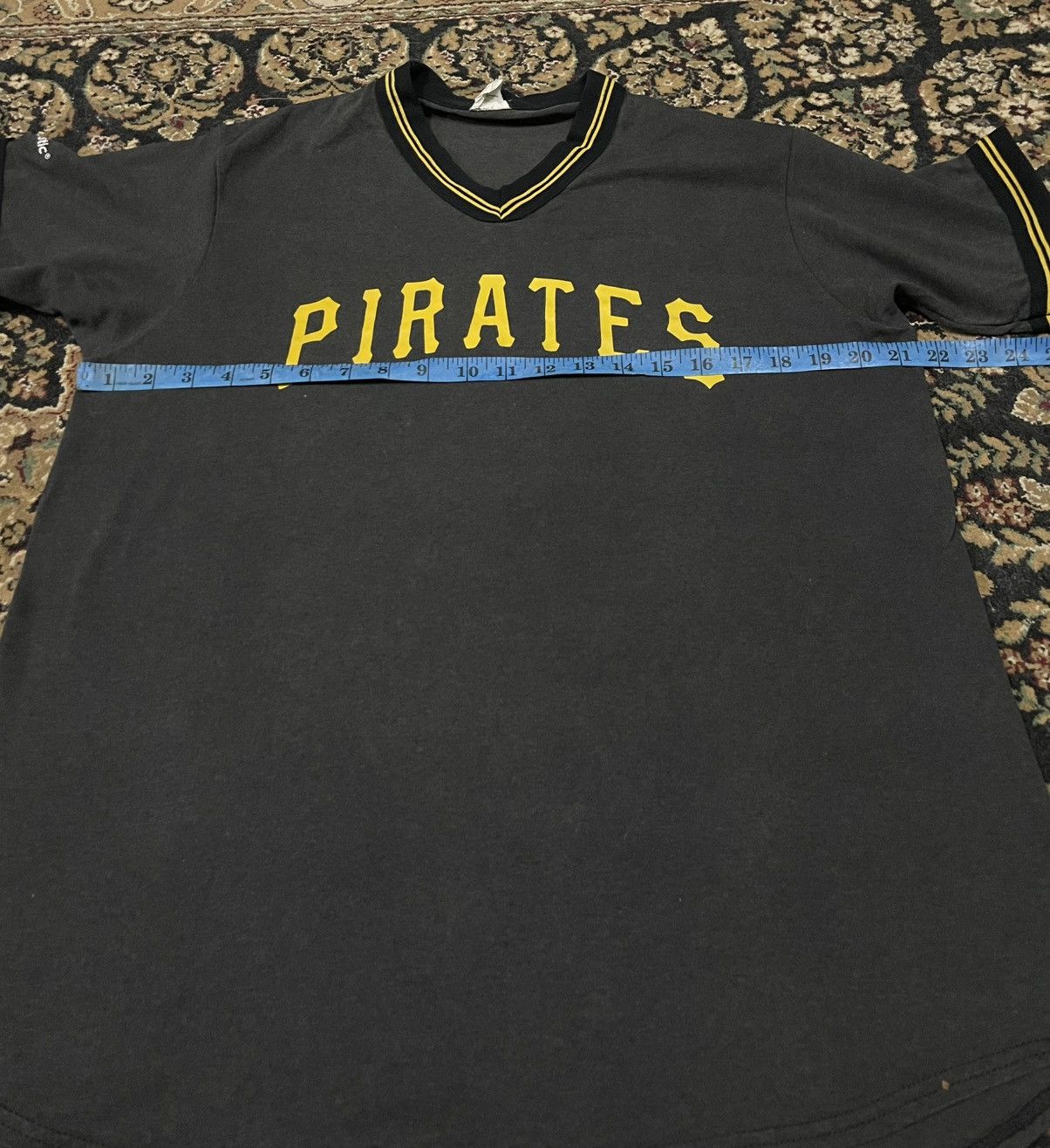 MLB Vintage Majestic Pittsburg Pirates MLB baseball jersey Size US L / EU 52-54 / 3 - 6 Thumbnail