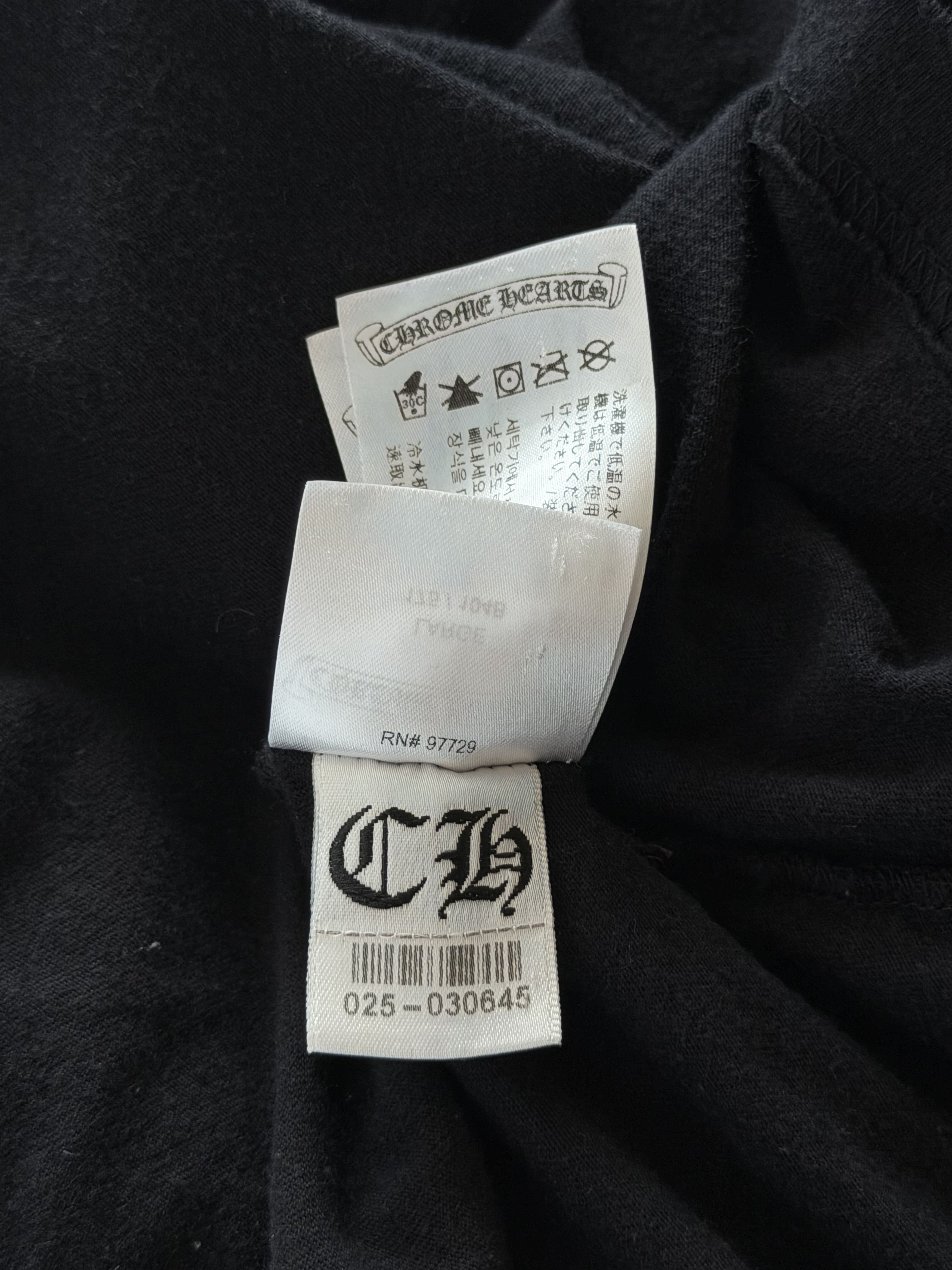 Chrome Hearts Chrome Hearts Black & Red Dagger Logo T-Shirt Size US L / EU 52-54 / 3 - 7 Thumbnail