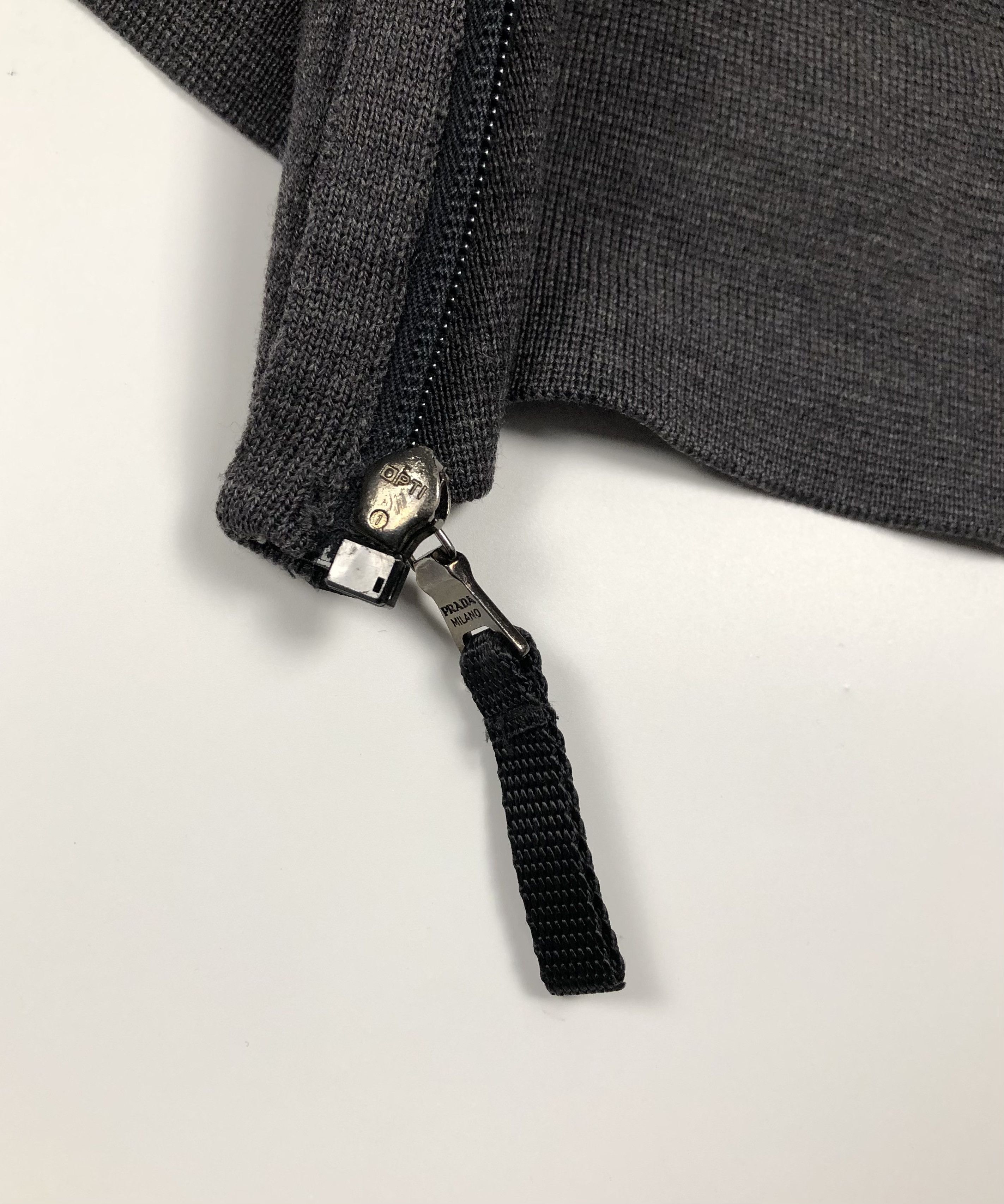 Prada Prada Full Zip Vintage Wool Sweater Size US XL / EU 56 / 4 - 6 Thumbnail