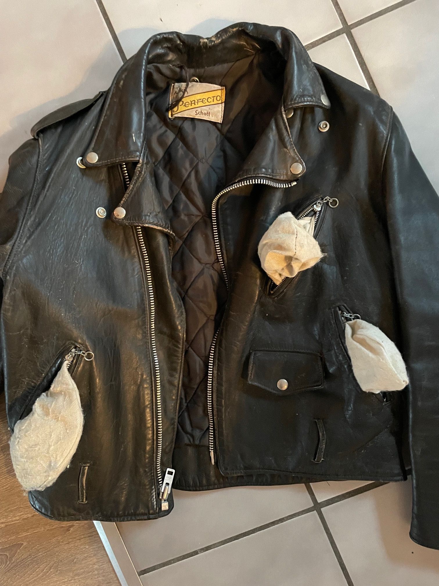 Schott Late 1970s/Early 1980s Schott NYC Black Cowhide Motorcycle Size US M / EU 48-50 / 2 - 8 Thumbnail