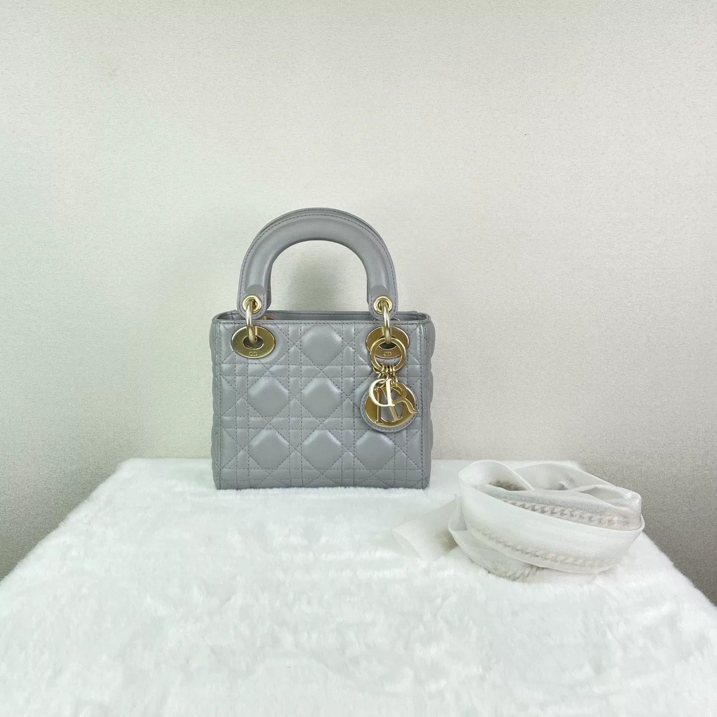 Dior Pre-loved Bag Very good condition Size ONE SIZE - 1 Thumbnail