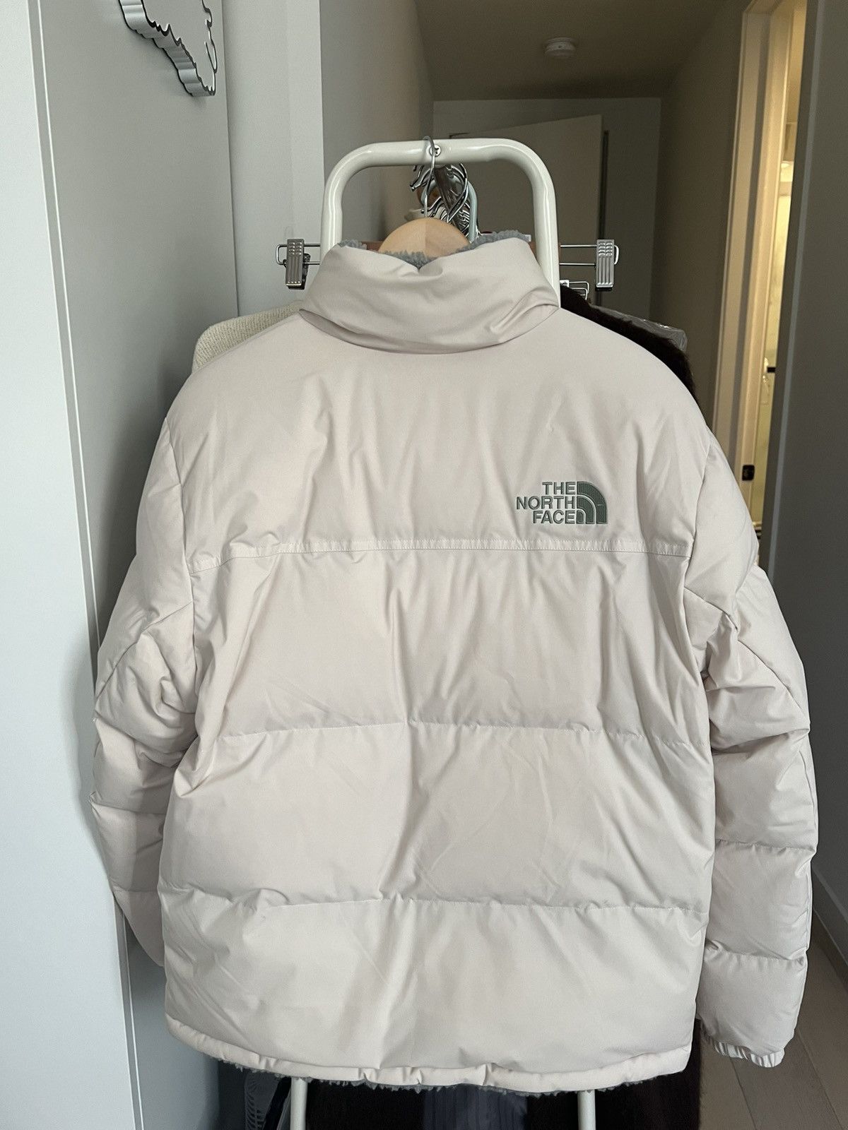 The North Face The North Face Korea Be Better Down Jacket Reversible Puffer Size M / US 6-8 / IT 42-44 - 8 Thumbnail