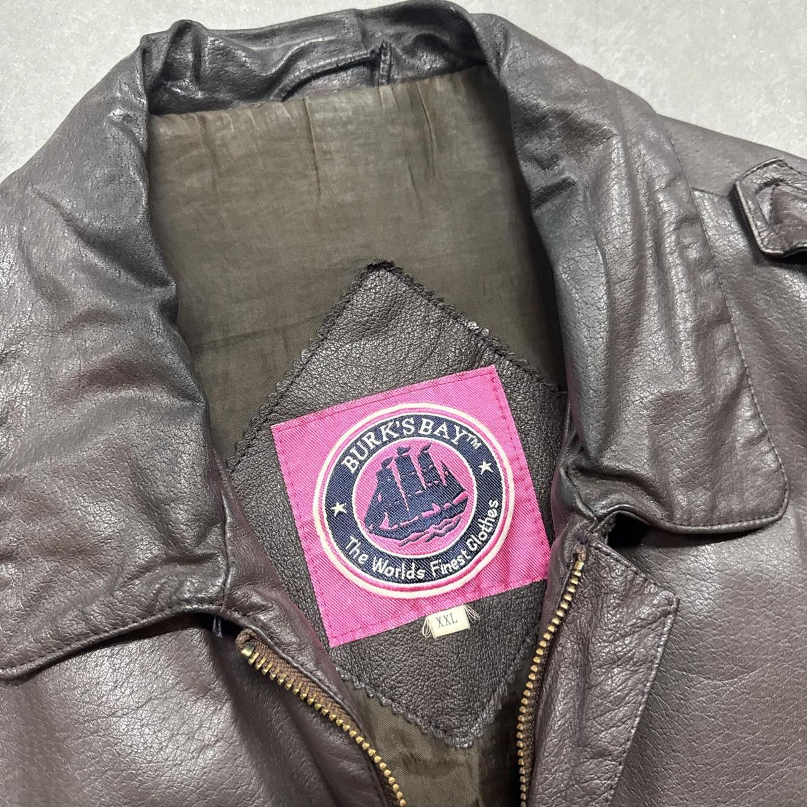 Vintage Vintage 90s Apple Computers Employee Leather Bomber Jacket Size US XL / EU 56 / 4 - 4 Thumbnail